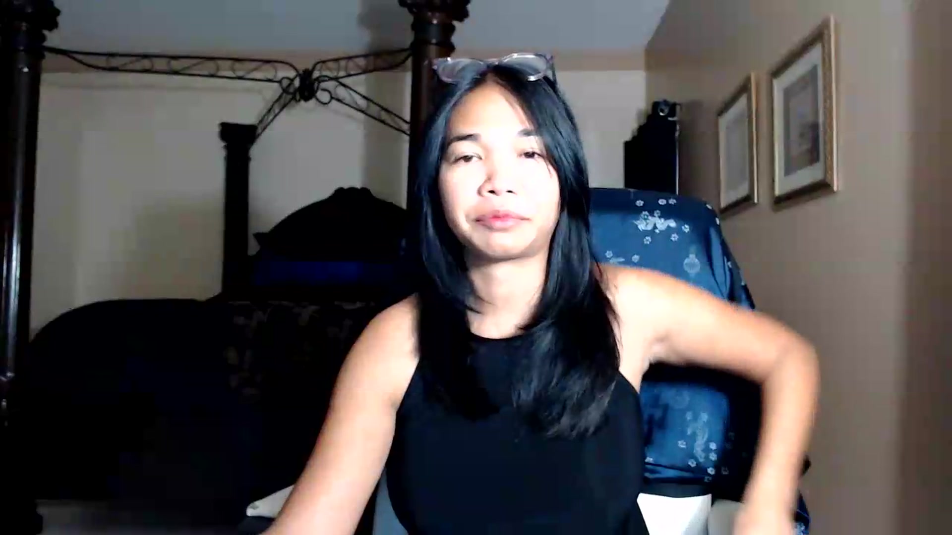 Gallery image thumbnail from Littlekai2030's myfreecams stream on, 08/25/2026, 24:01 image 16 of 20