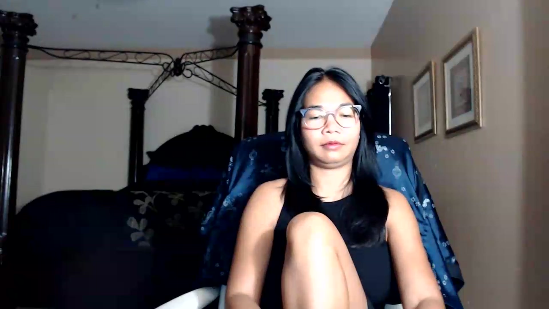 Gallery image thumbnail from Littlekai2030's myfreecams stream on, 08/25/2026, 24:01 image 4 of 20