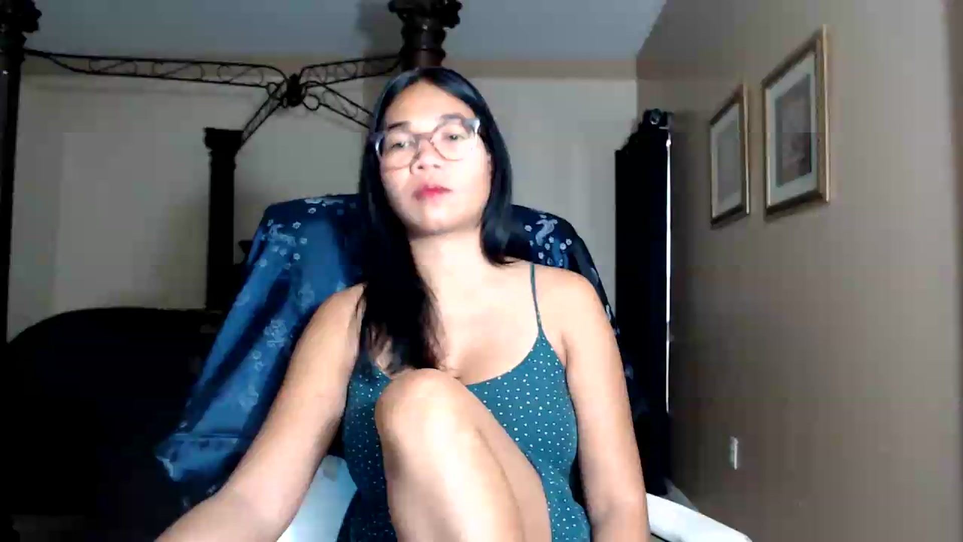 Gallery image thumbnail from Littlekai2030's myfreecams stream on, 08/26/2026, 03:18 image 1 of 20