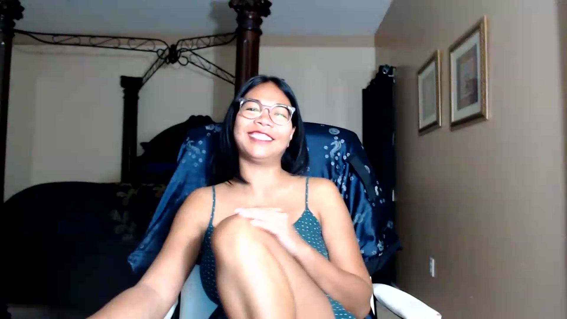 Gallery image thumbnail from Littlekai2030's myfreecams stream on, 08/26/2026, 03:18 image 6 of 20