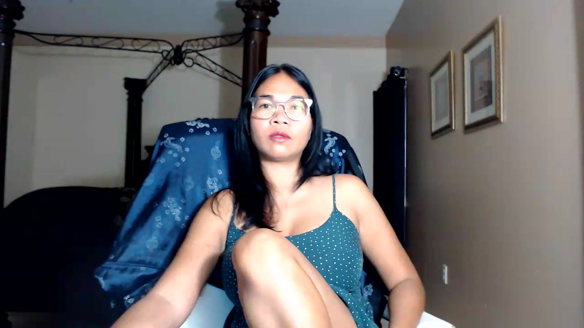 Gallery image thumbnail from Littlekai2030's myfreecams stream on, 08/26/2026, 03:18 image 3 of 20