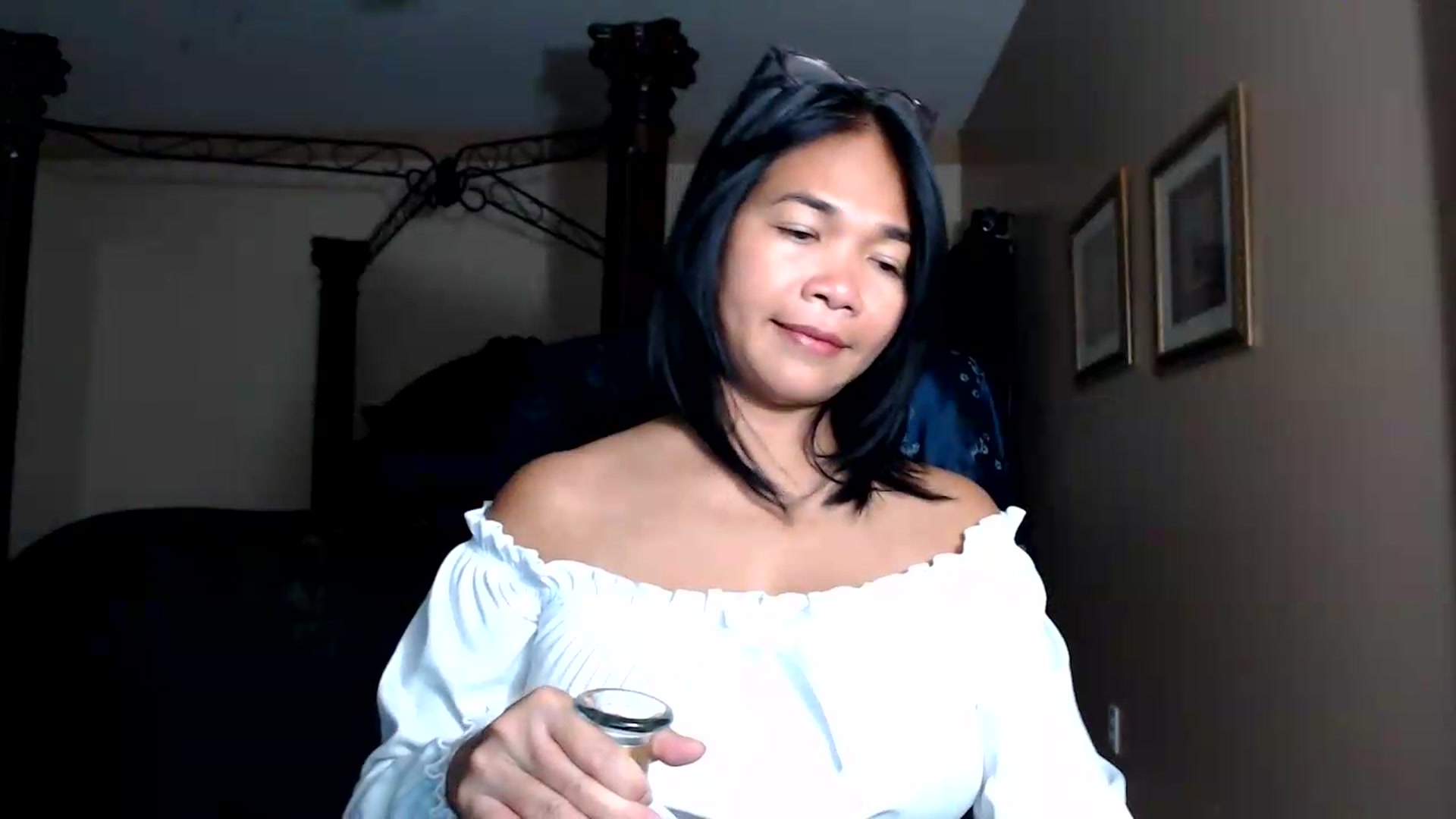 Gallery image thumbnail from Littlekai2030's myfreecams stream on, 08/26/2026, 03:18 image 19 of 20