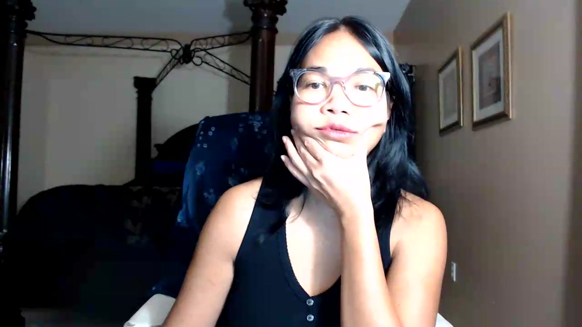 Gallery image thumbnail from Littlekai2030's myfreecams stream on, 08/27/2026, 01:57 image 19 of 20