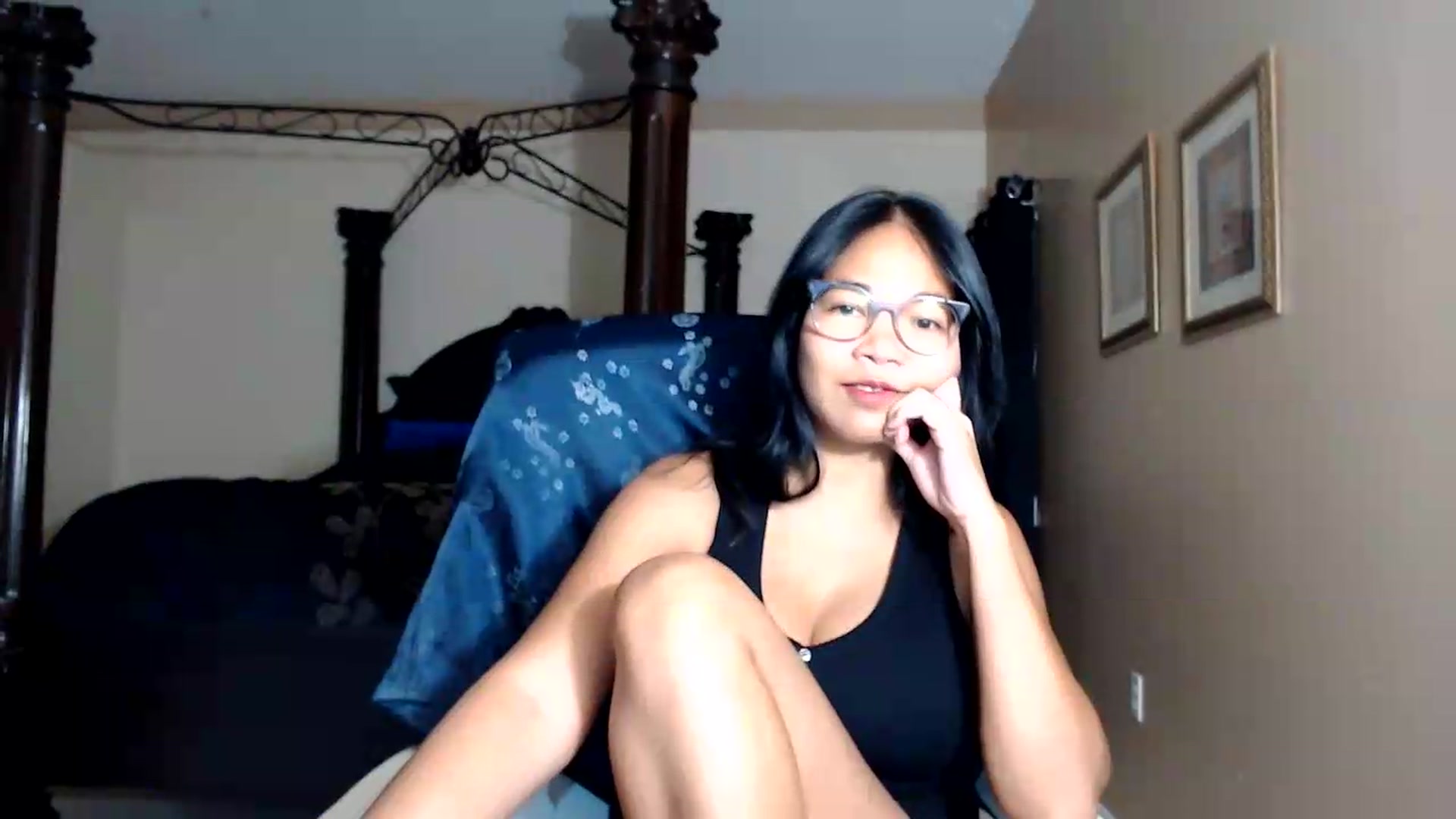 Gallery image thumbnail from Littlekai2030's myfreecams stream on, 08/27/2026, 01:57 image 3 of 20