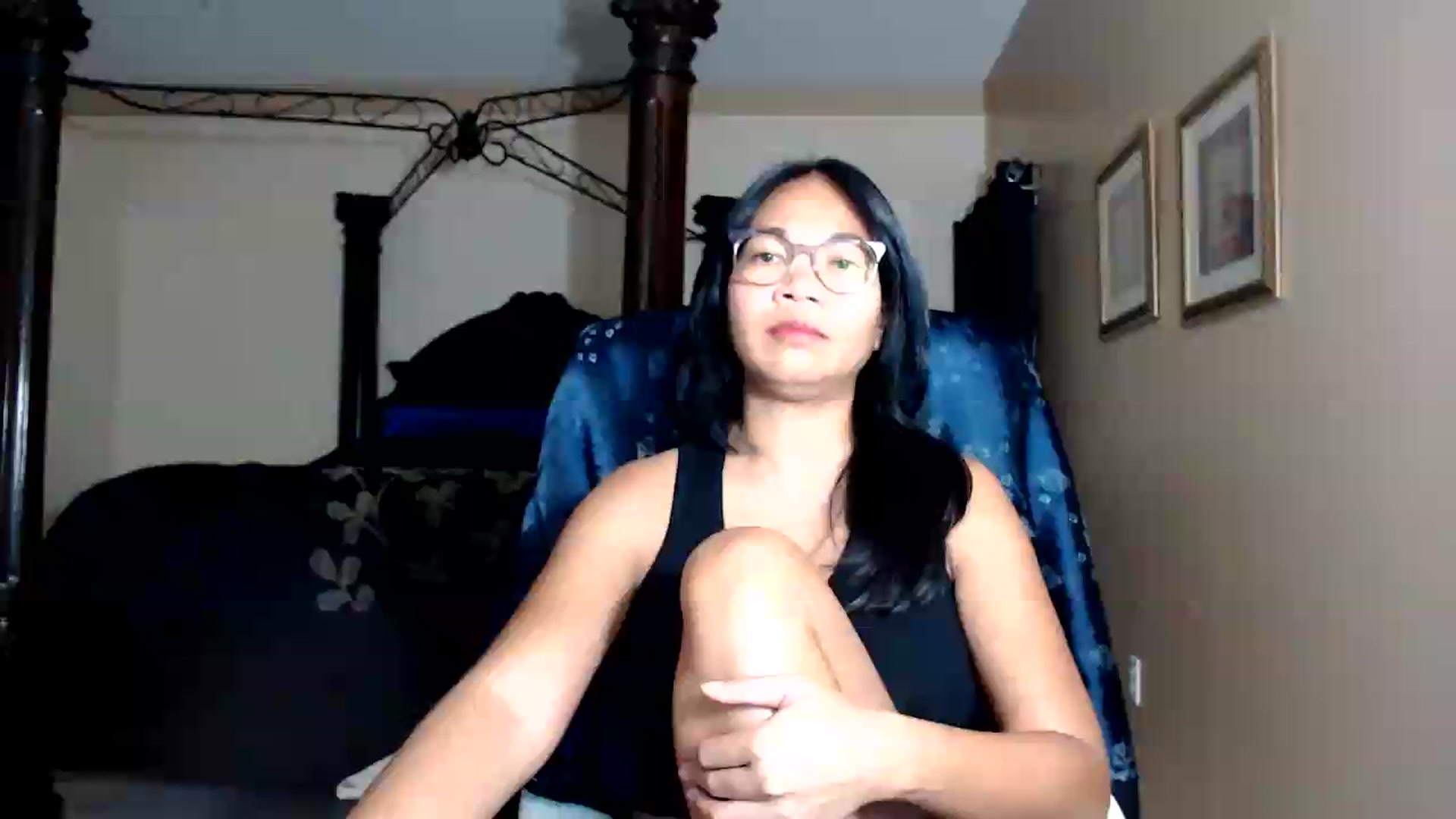 Gallery image thumbnail from Littlekai2030's myfreecams stream on, 08/27/2026, 01:57 image 16 of 20