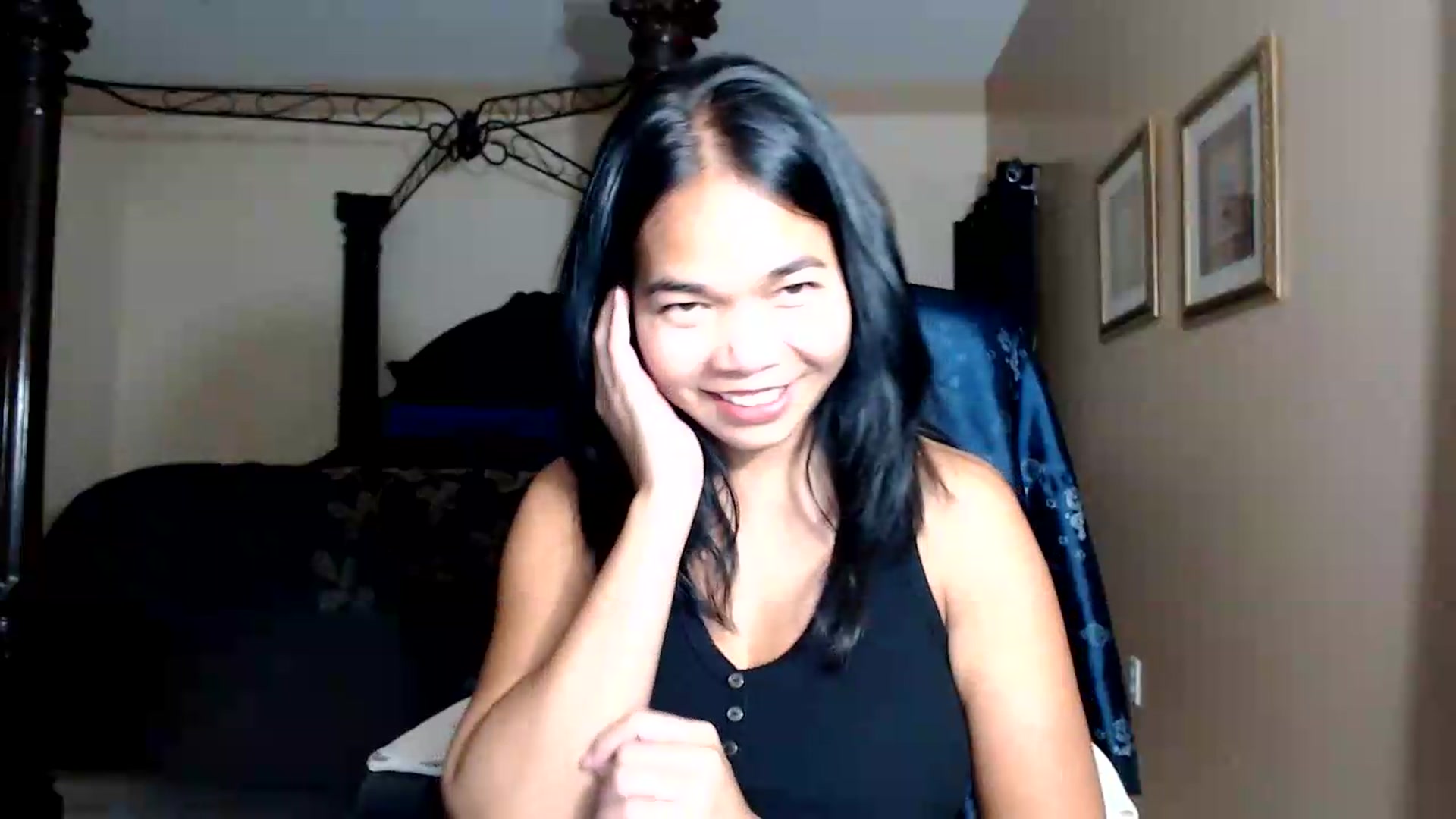 Gallery image thumbnail from Littlekai2030's myfreecams stream on, 08/27/2026, 03:03 image 14 of 20