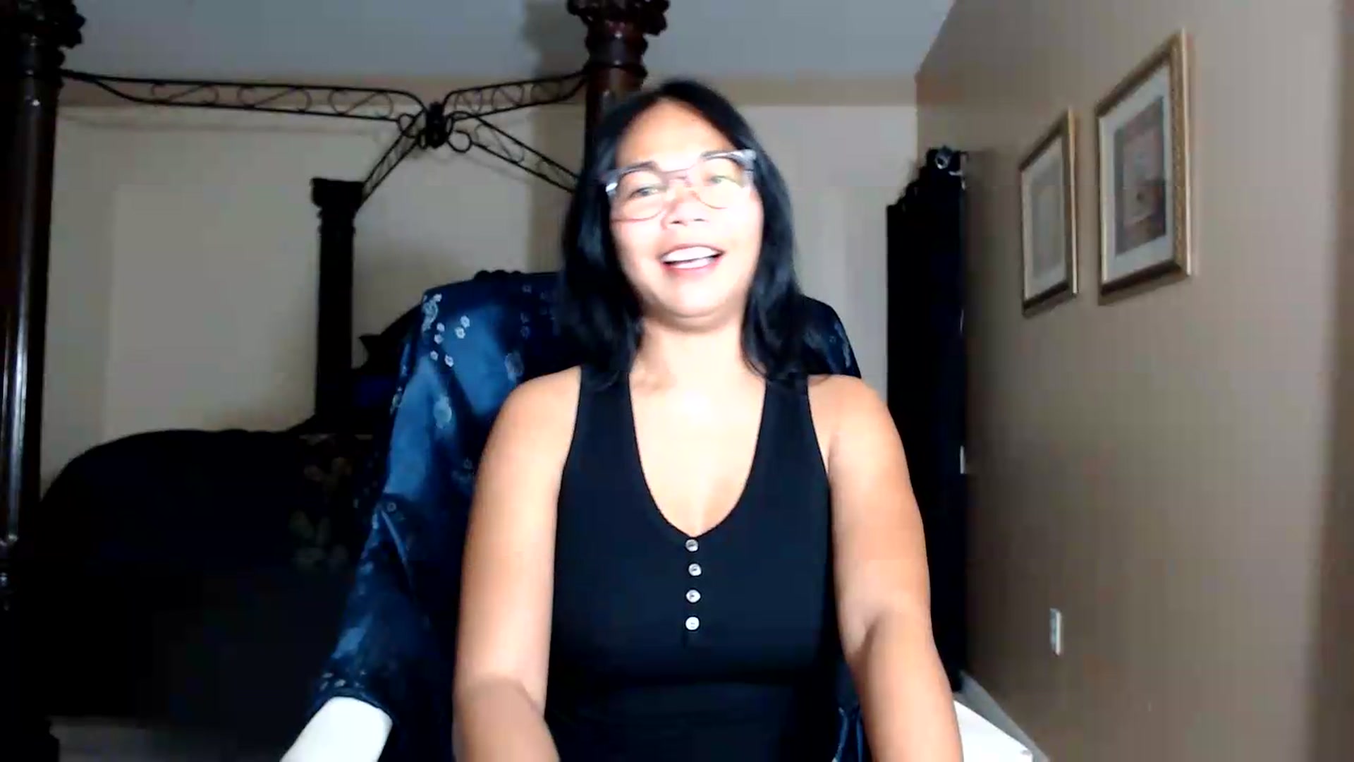 Gallery image thumbnail from Littlekai2030's myfreecams stream on, 08/27/2026, 03:03 image 5 of 20