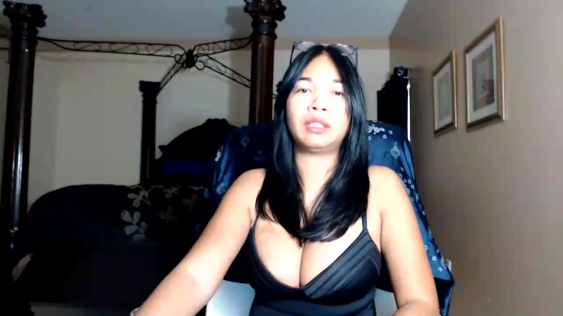 Gallery image thumbnail from Littlekai2030's myfreecams stream on, 08/29/2026, 24:02 image 4 of 20
