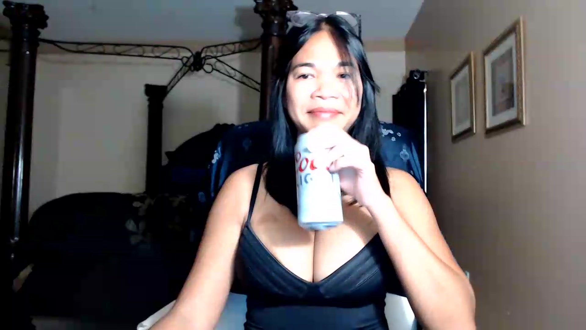 Gallery image thumbnail from Littlekai2030's myfreecams stream on, 08/29/2026, 24:02 image 12 of 20