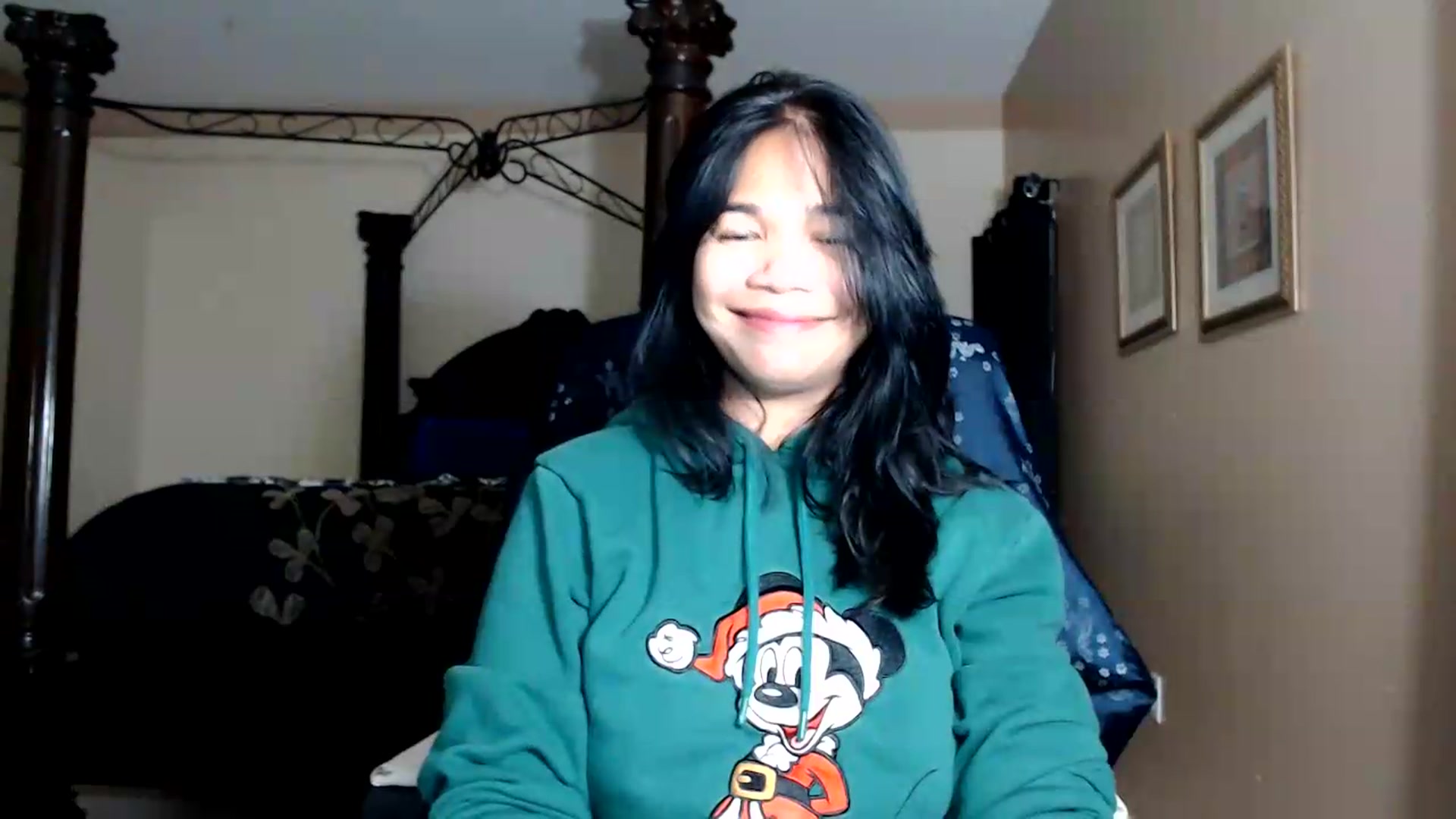 Gallery image thumbnail from Littlekai2030's myfreecams stream on, 08/30/2026, 03:27 image 17 of 20