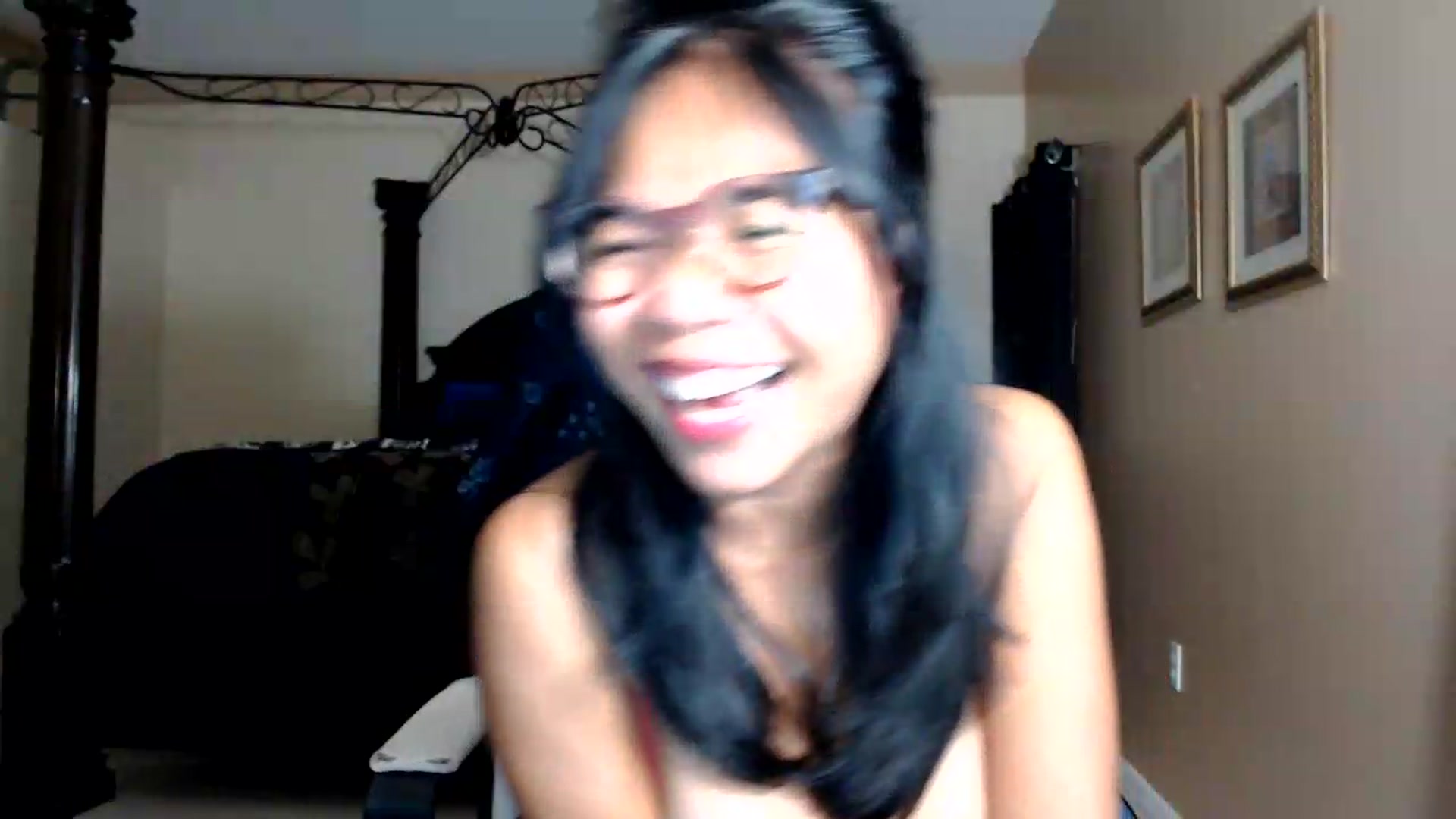 Gallery image thumbnail from Littlekai2030's myfreecams stream on, 08/31/2026, 02:17 image 17 of 20
