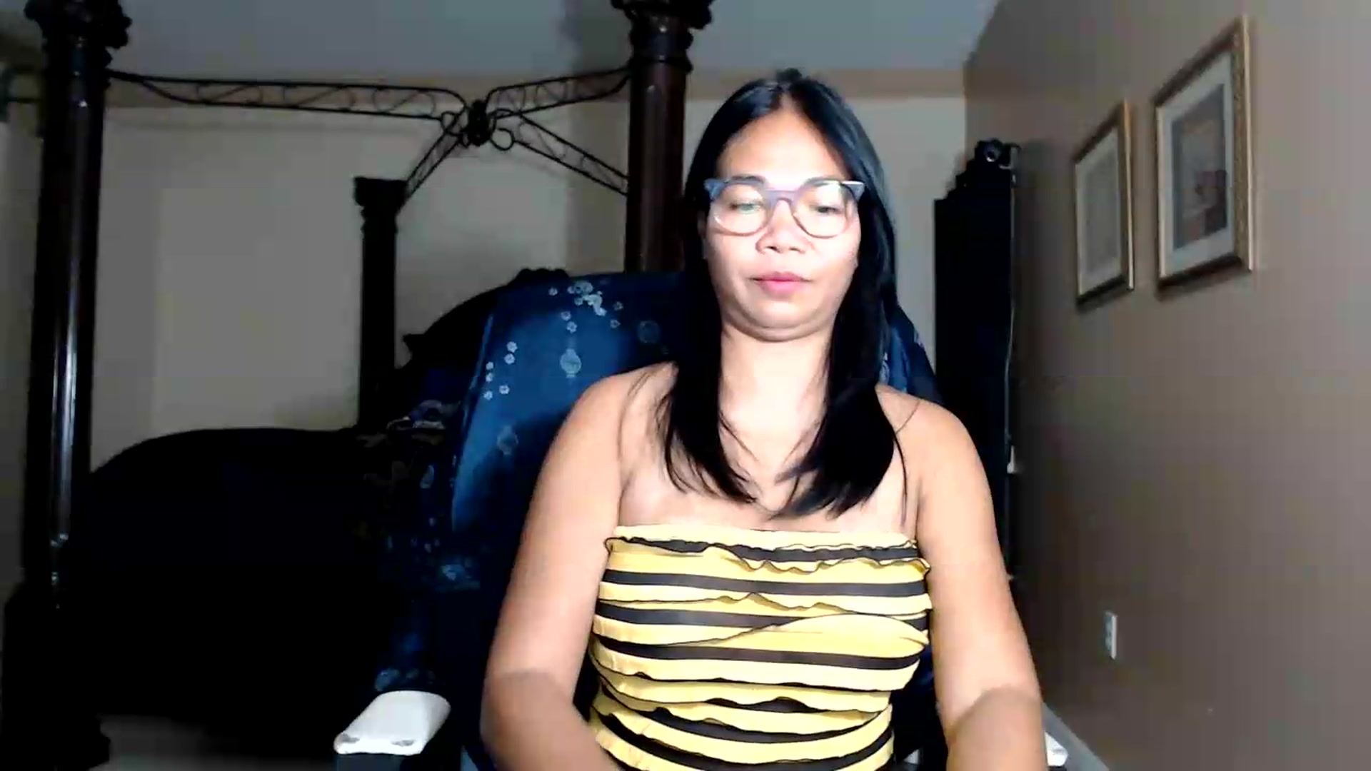 Gallery image thumbnail from Littlekai2030's myfreecams stream on, 09/02/2026, 04:53 image 7 of 20