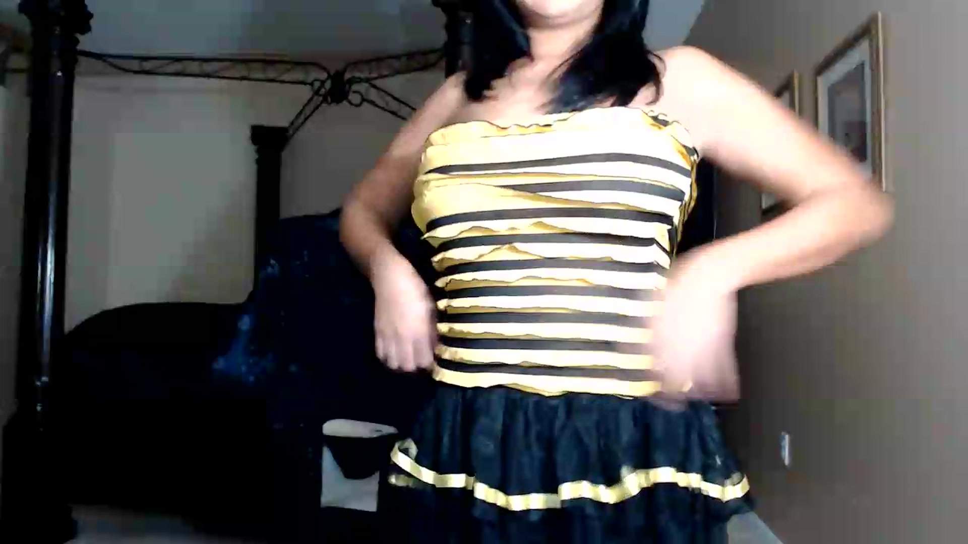 Gallery image thumbnail from Littlekai2030's myfreecams stream on, 09/02/2026, 04:53 image 14 of 20