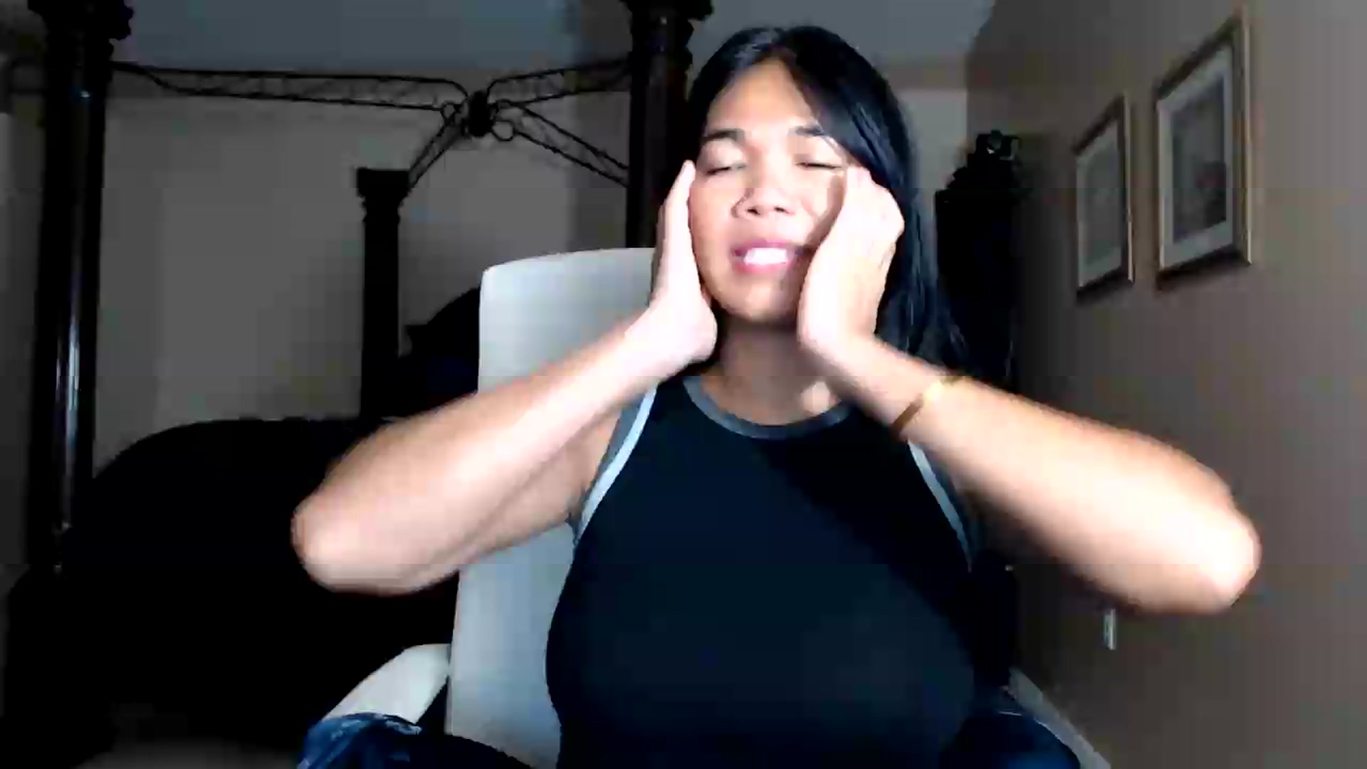 Gallery image thumbnail from Littlekai2030's myfreecams stream on, 09/03/2026, 02:48 image 19 of 20