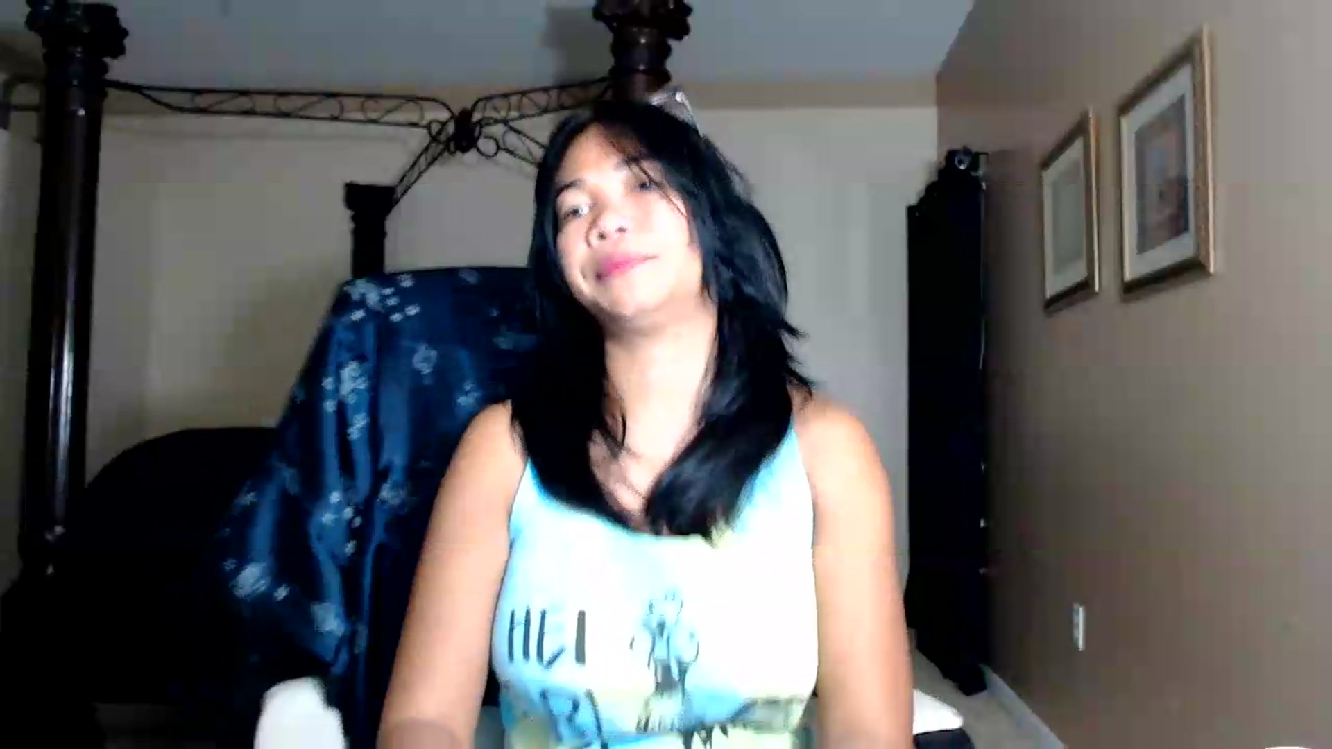 Gallery image thumbnail from Littlekai2030's myfreecams stream on, 09/04/2026, 03:56 image 18 of 20