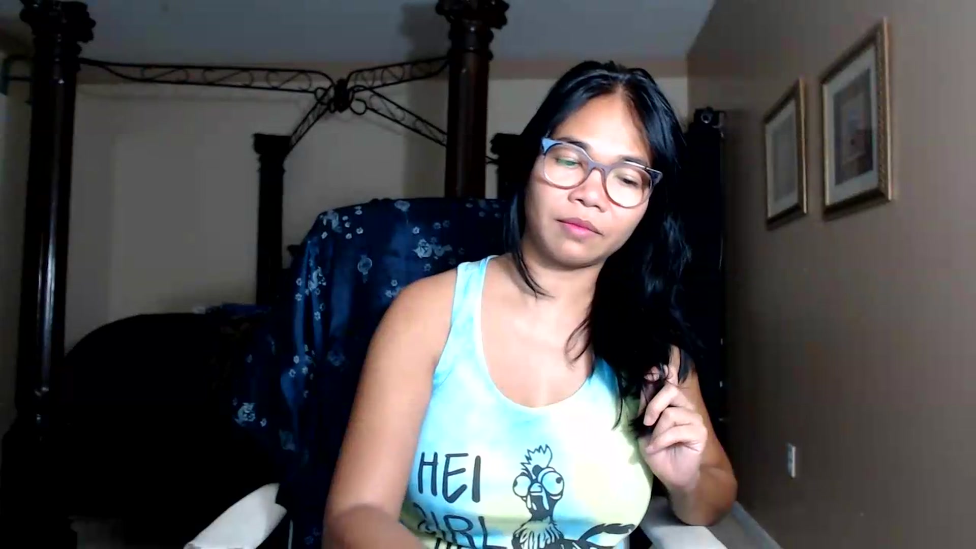 Gallery image thumbnail from Littlekai2030's myfreecams stream on, 09/04/2026, 03:56 image 19 of 20