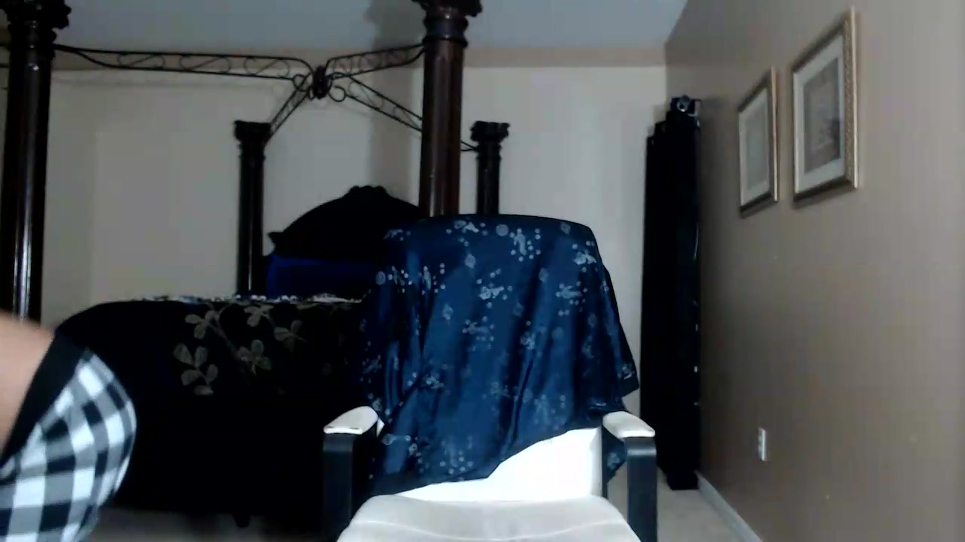 Gallery image thumbnail from Littlekai2030's myfreecams stream on, 09/06/2026, 03:25 image 6 of 20