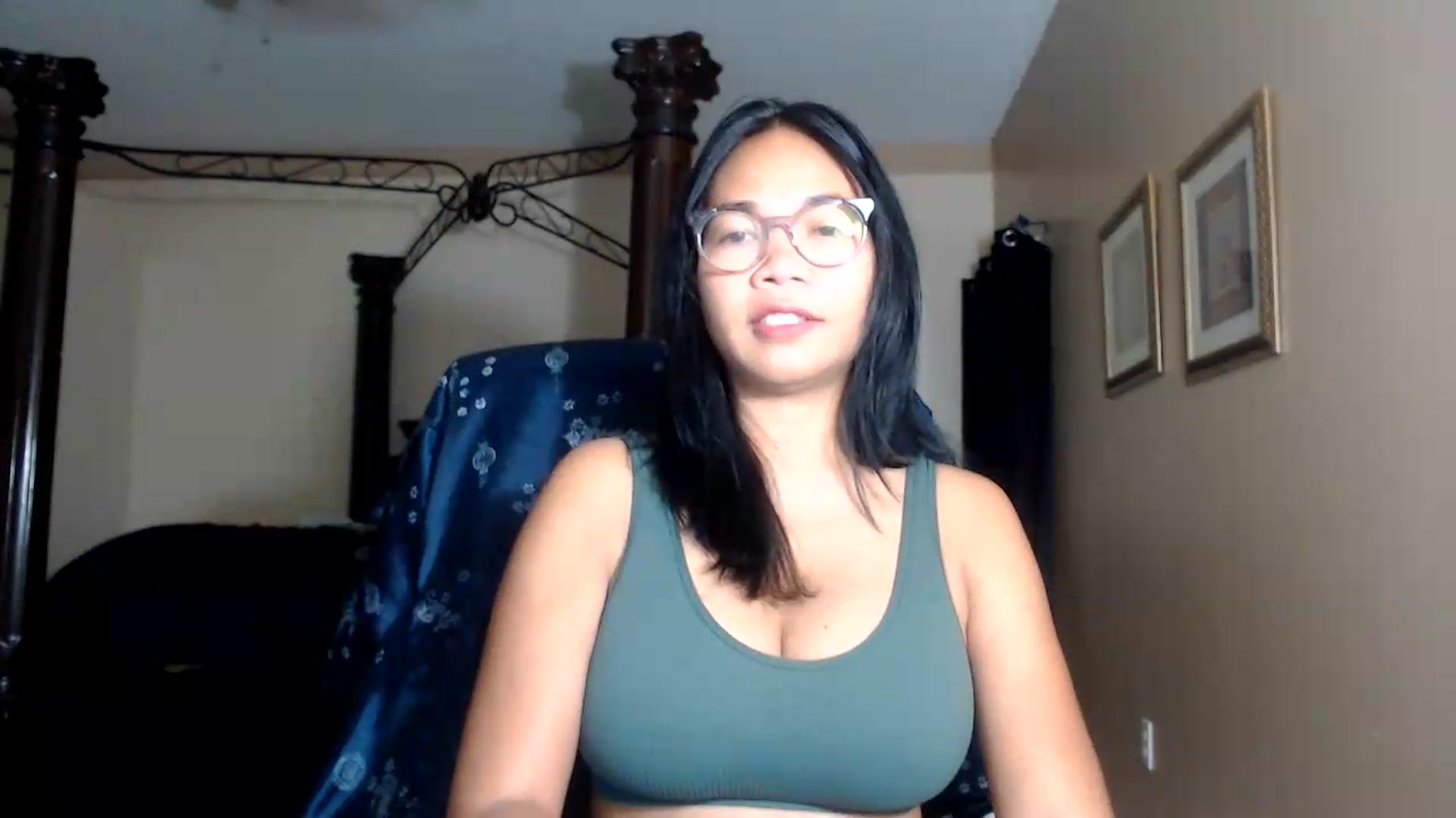 Gallery image thumbnail from Littlekai2030's myfreecams stream on, 09/07/2026, 11:51 image 12 of 20