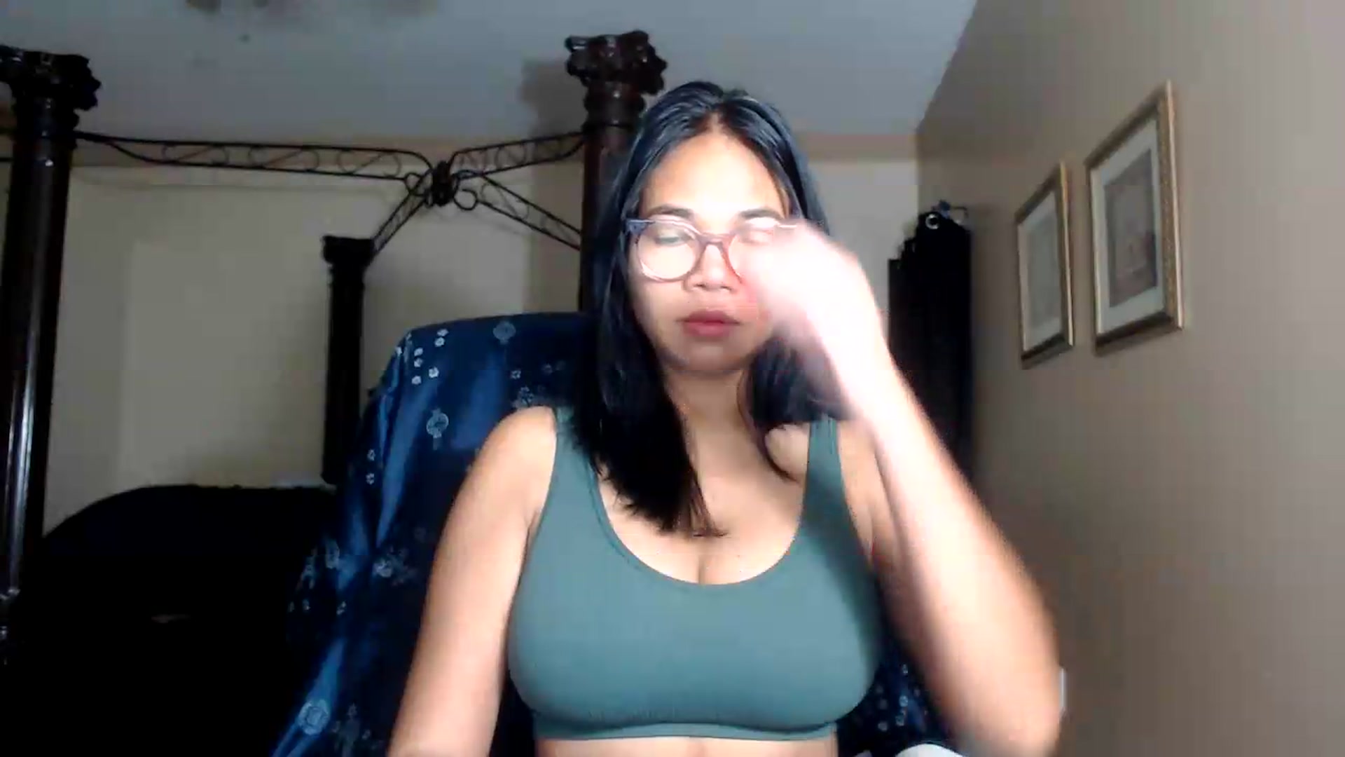 Gallery image thumbnail from Littlekai2030's myfreecams stream on, 09/07/2026, 11:51 image 10 of 20