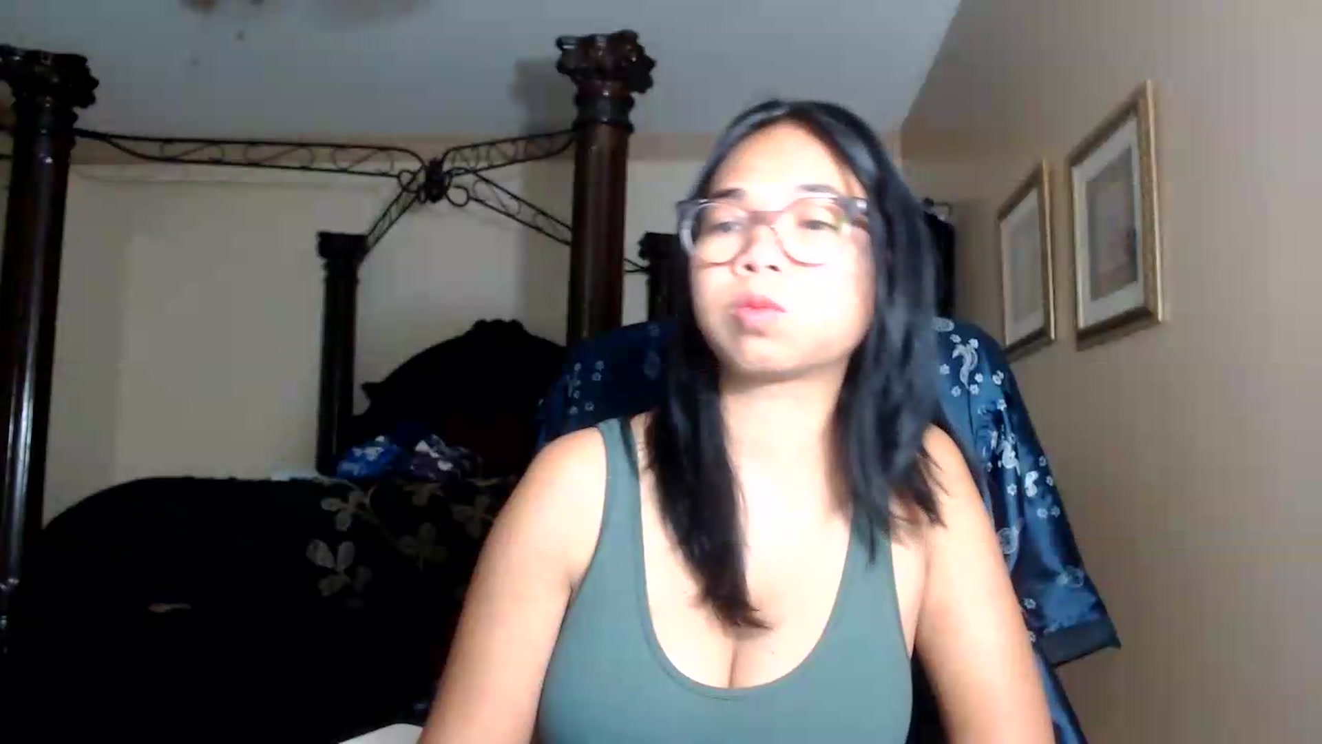 Gallery image thumbnail from Littlekai2030's myfreecams stream on, 09/07/2026, 11:51 image 16 of 20