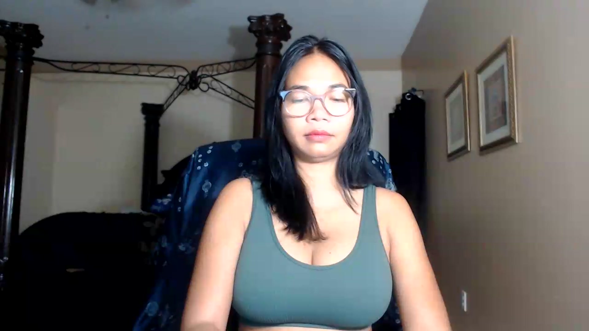 Gallery image thumbnail from Littlekai2030's myfreecams stream on, 09/07/2026, 11:51 image 11 of 20
