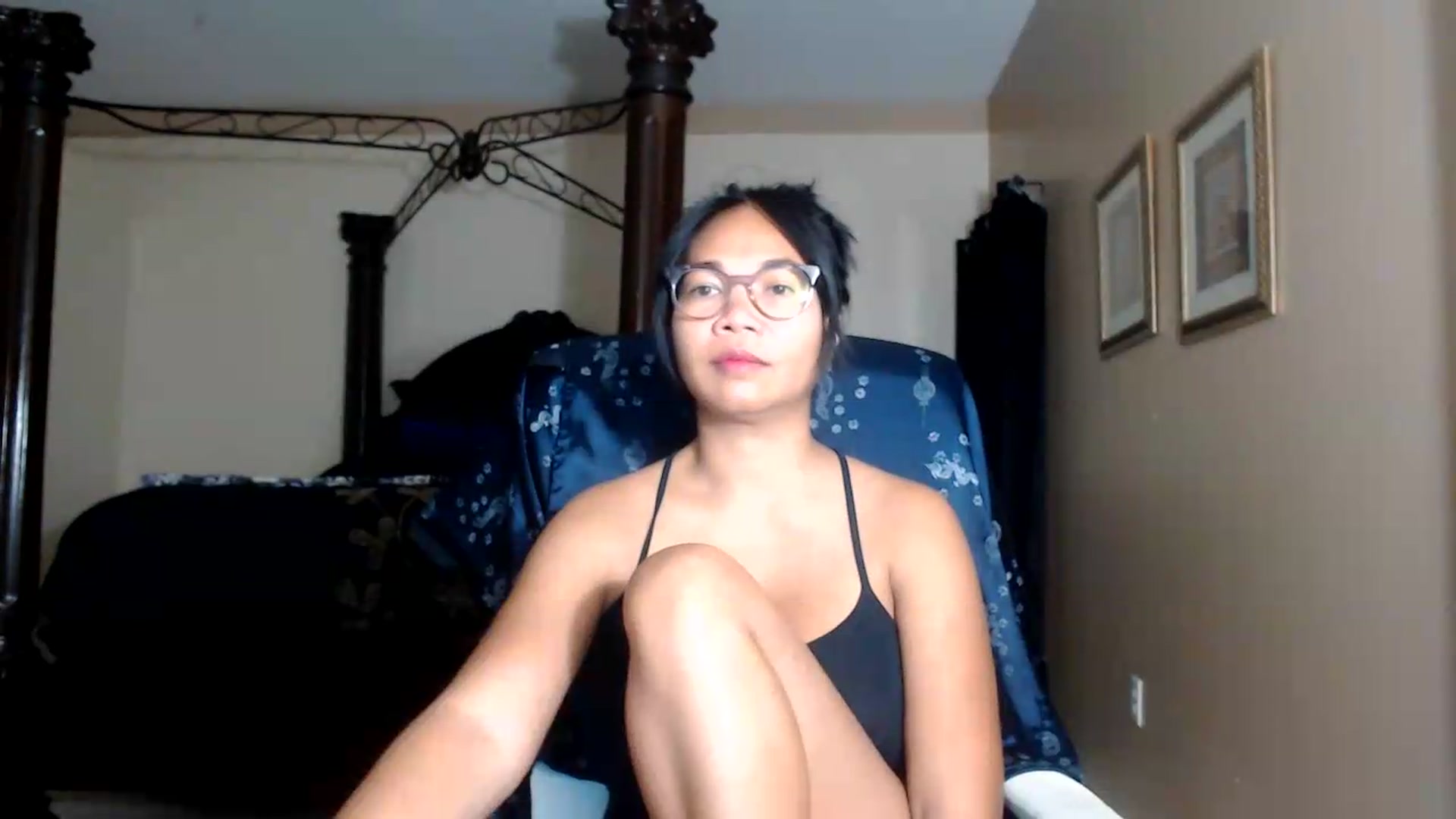 Gallery image thumbnail from Littlekai2030's myfreecams stream on, 09/09/2026, 03:51 image 18 of 20