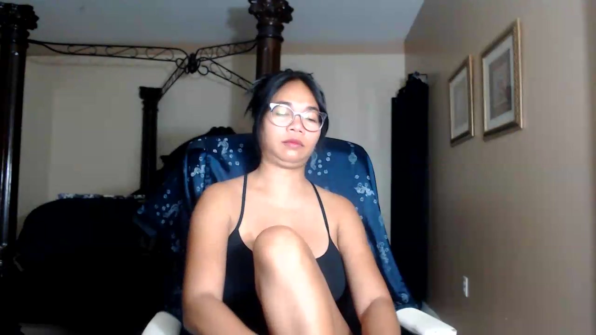 Gallery image thumbnail from Littlekai2030's myfreecams stream on, 09/09/2026, 03:51 image 16 of 20