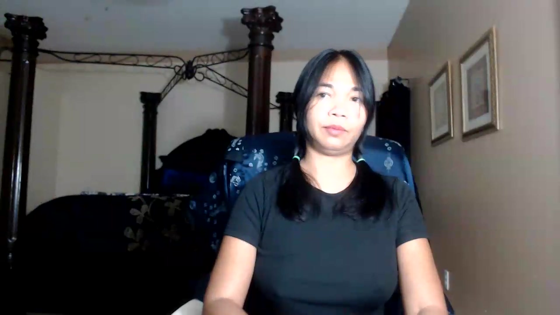 Gallery image thumbnail from Littlekai2030's myfreecams stream on, 09/10/2026, 04:09 image 4 of 20