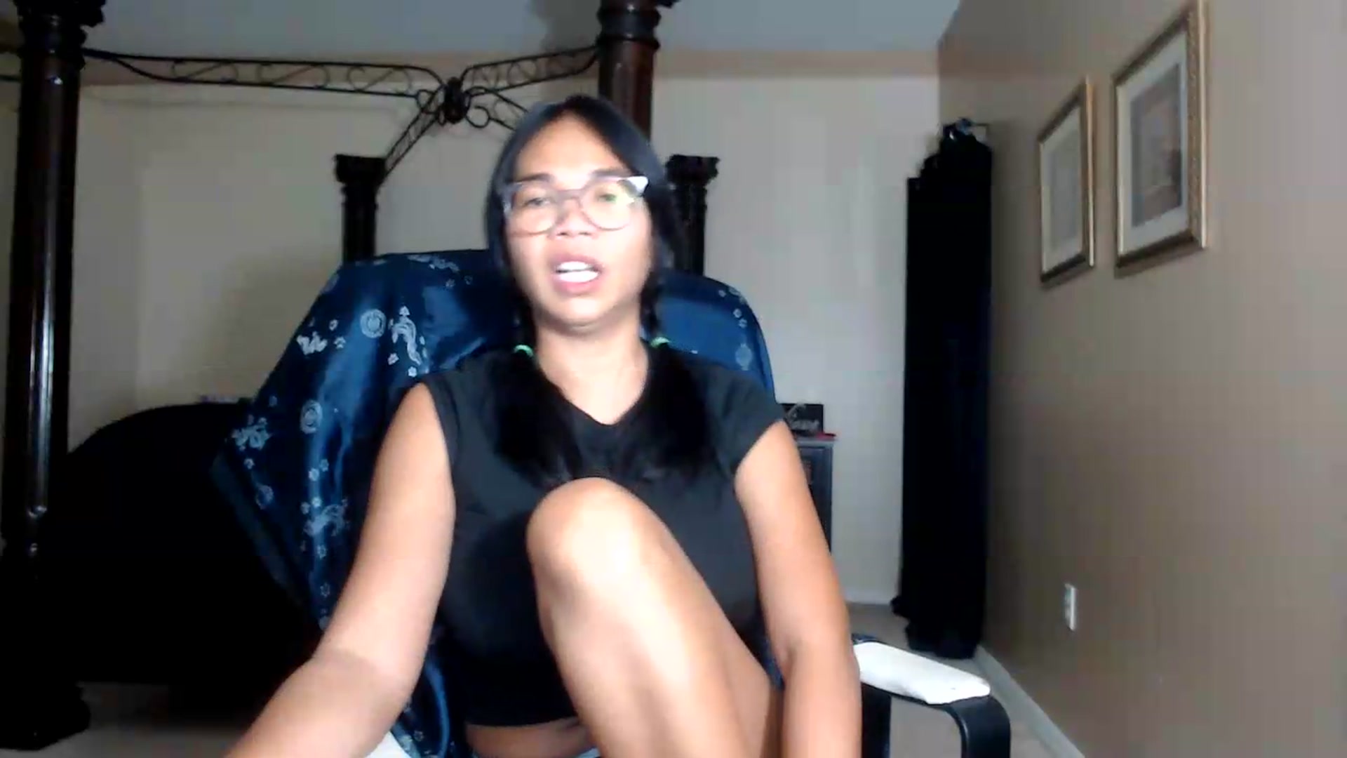 Gallery image thumbnail from Littlekai2030's myfreecams stream on, 09/10/2026, 04:09 image 17 of 20