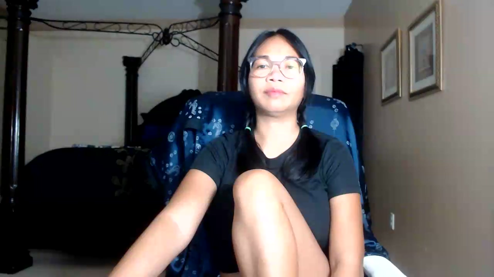 Gallery image thumbnail from Littlekai2030's myfreecams stream on, 09/10/2026, 04:09 image 10 of 20