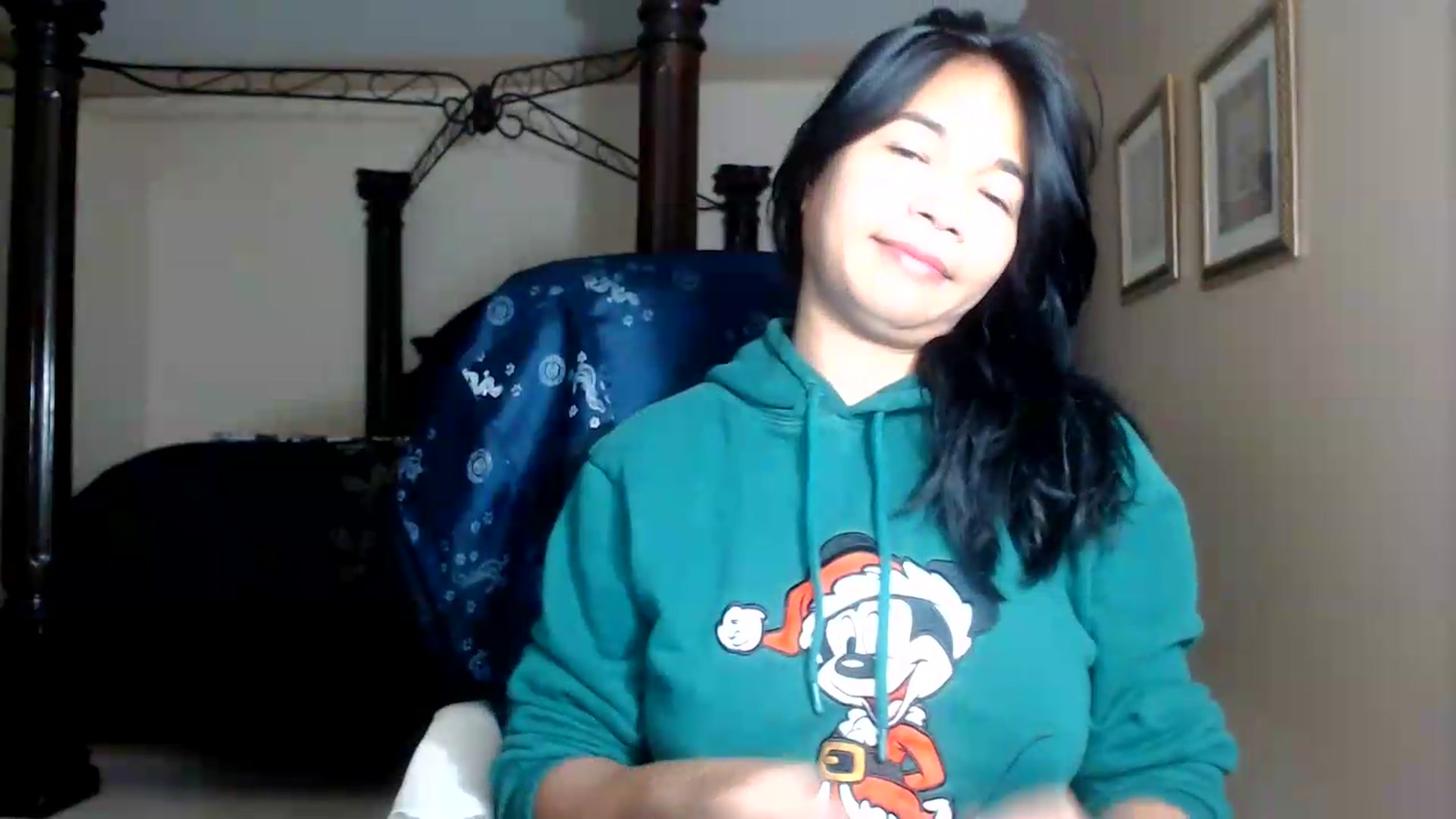 Gallery image thumbnail from Littlekai2030's myfreecams stream on, 09/10/2026, 06:43 image 8 of 20