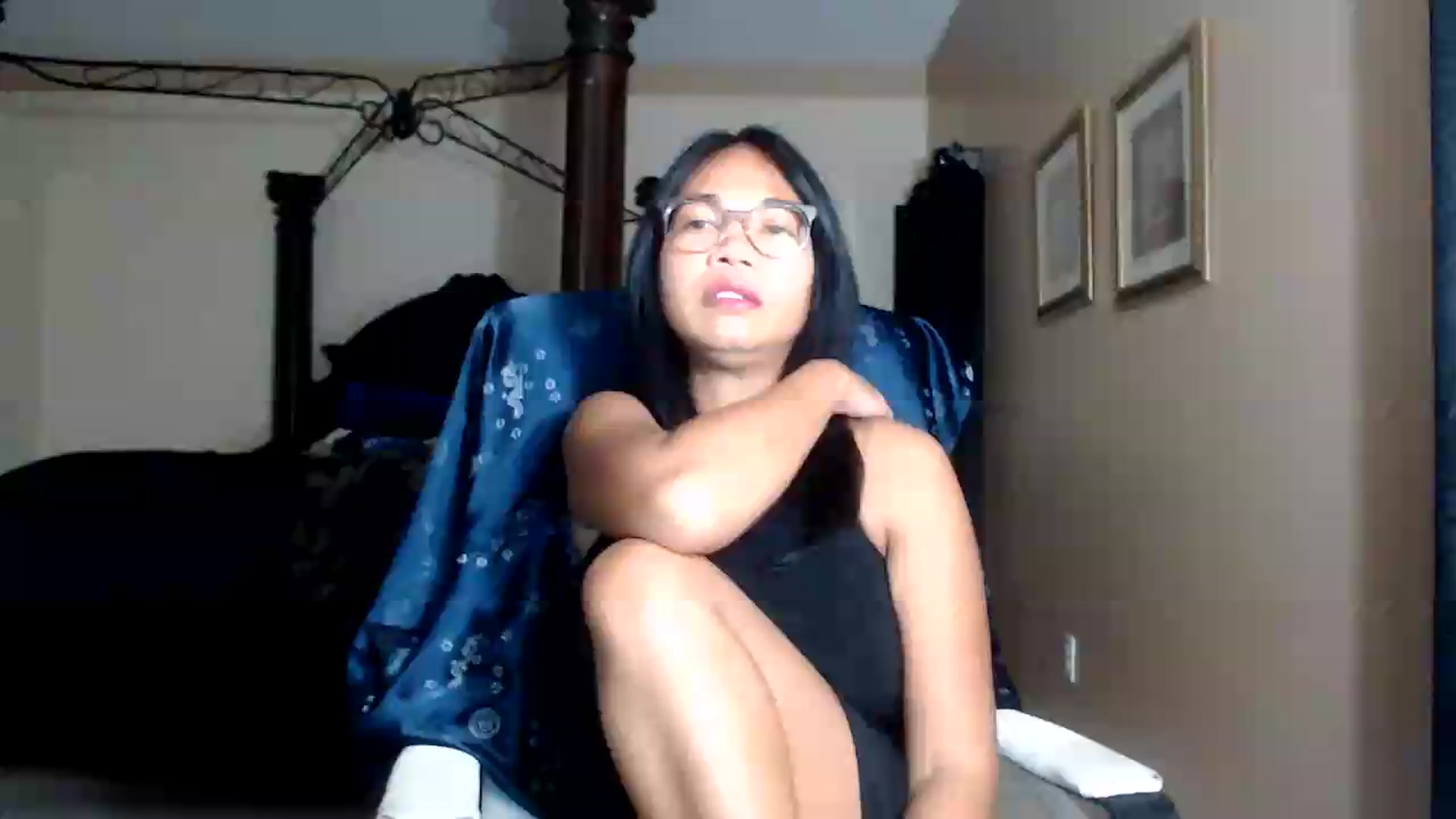 Gallery image thumbnail from Littlekai2030's myfreecams stream on, 09/11/2026, 01:05 image 13 of 20