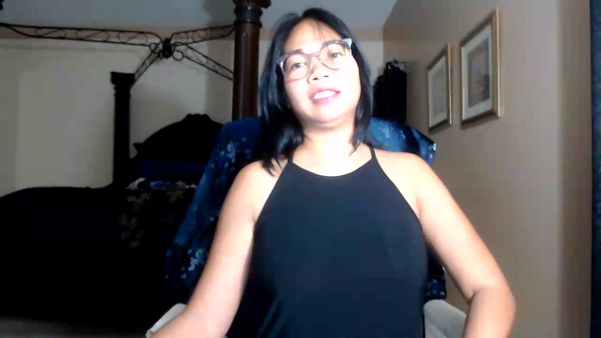 Gallery image thumbnail from Littlekai2030's myfreecams stream on, 09/11/2026, 01:05 image 3 of 20