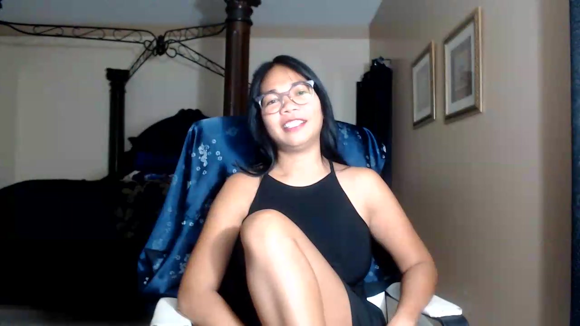 Gallery image thumbnail from Littlekai2030's myfreecams stream on, 09/11/2026, 01:05 image 14 of 20