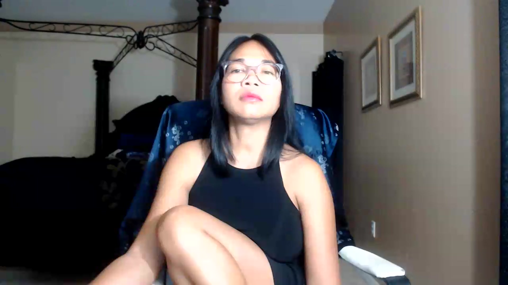 Gallery image thumbnail from Littlekai2030's myfreecams stream on, 09/11/2026, 01:05 image 15 of 20