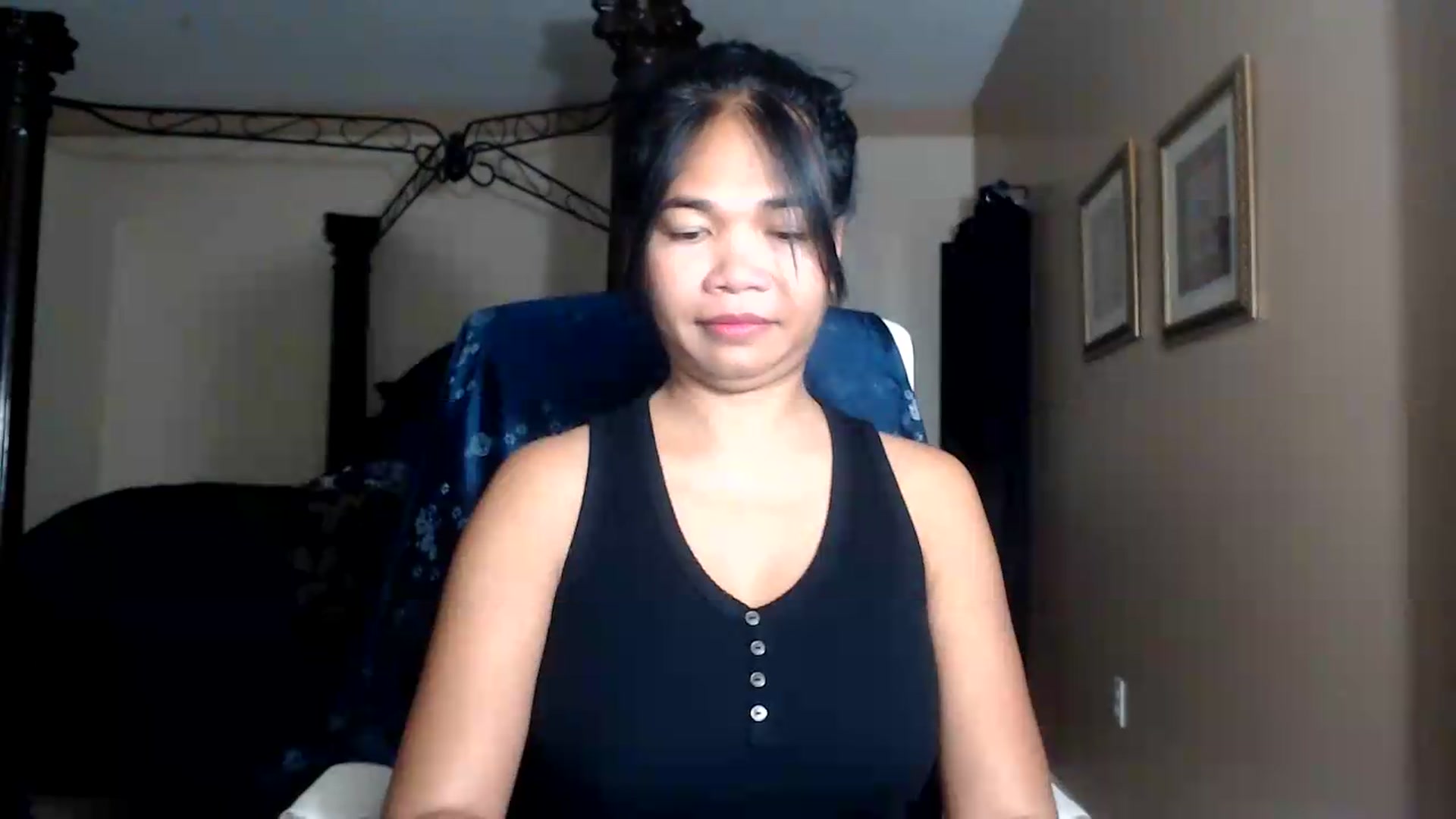 Gallery image thumbnail from Littlekai2030's myfreecams stream on, 09/11/2026, 12:01 image 17 of 20