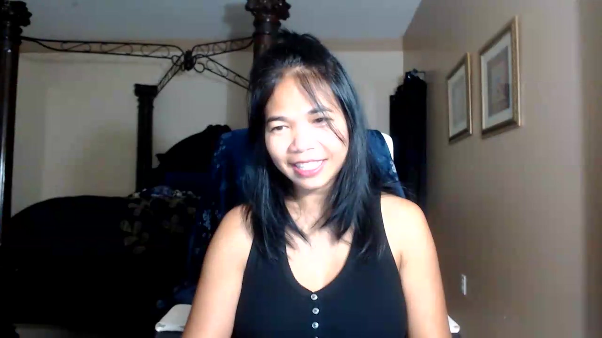 Gallery image thumbnail from Littlekai2030's myfreecams stream on, 09/11/2026, 12:01 image 12 of 20