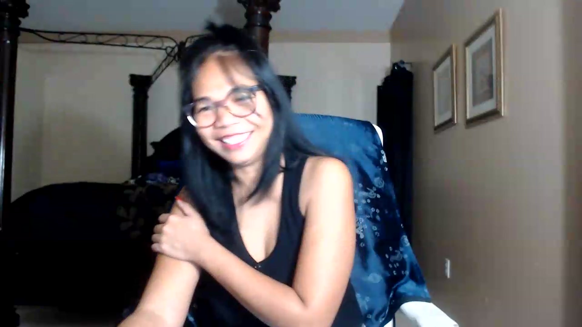Gallery image thumbnail from Littlekai2030's myfreecams stream on, 09/11/2026, 12:01 image 5 of 20