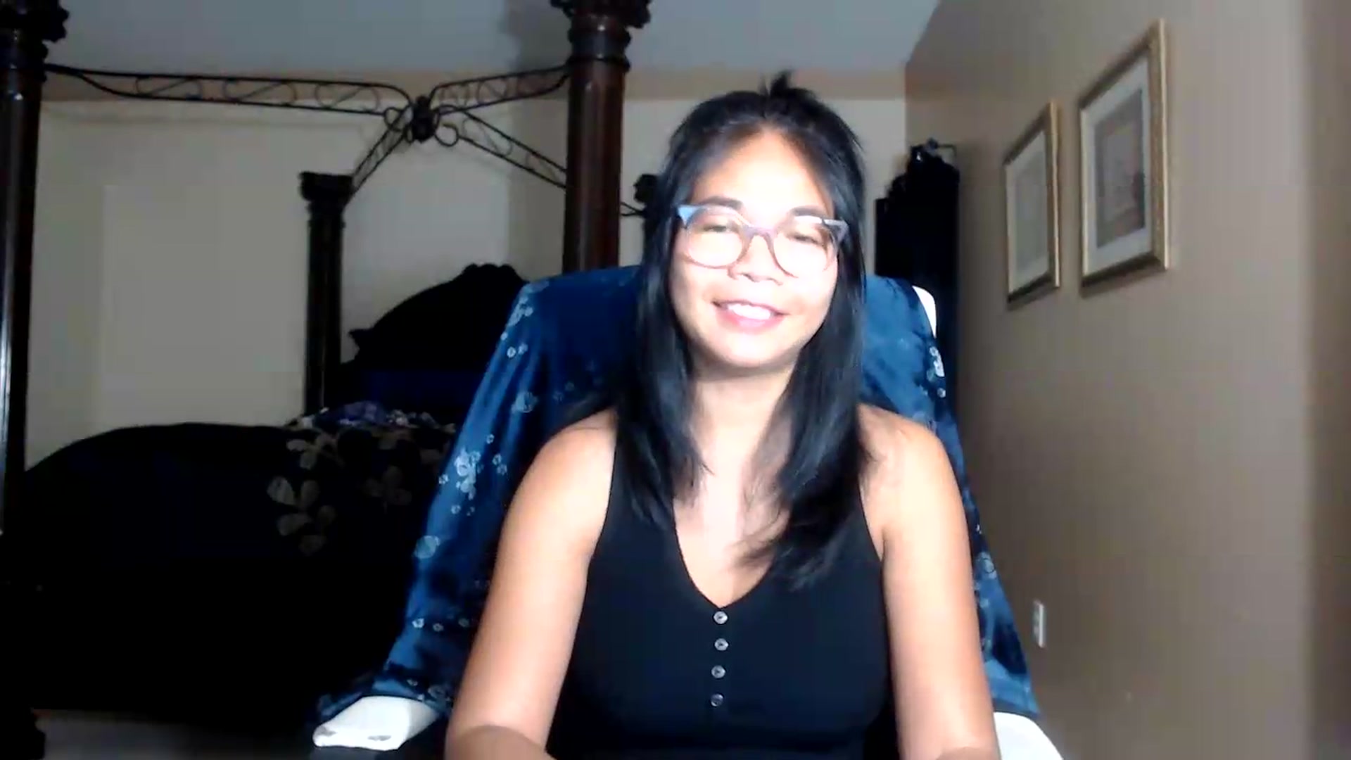 Gallery image thumbnail from Littlekai2030's myfreecams stream on, 09/11/2026, 12:01 image 3 of 20