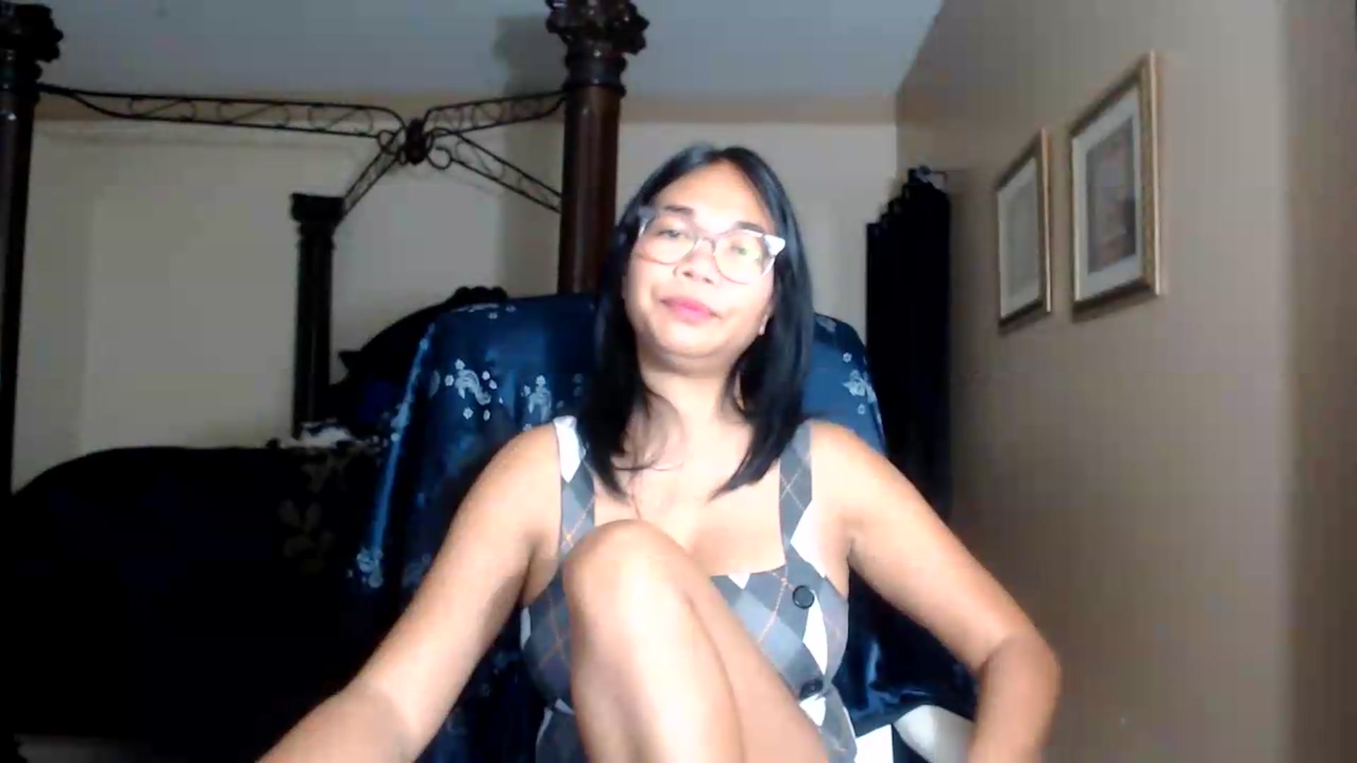 Gallery image thumbnail from Littlekai2030's myfreecams stream on, 09/12/2026, 03:52 image 5 of 20