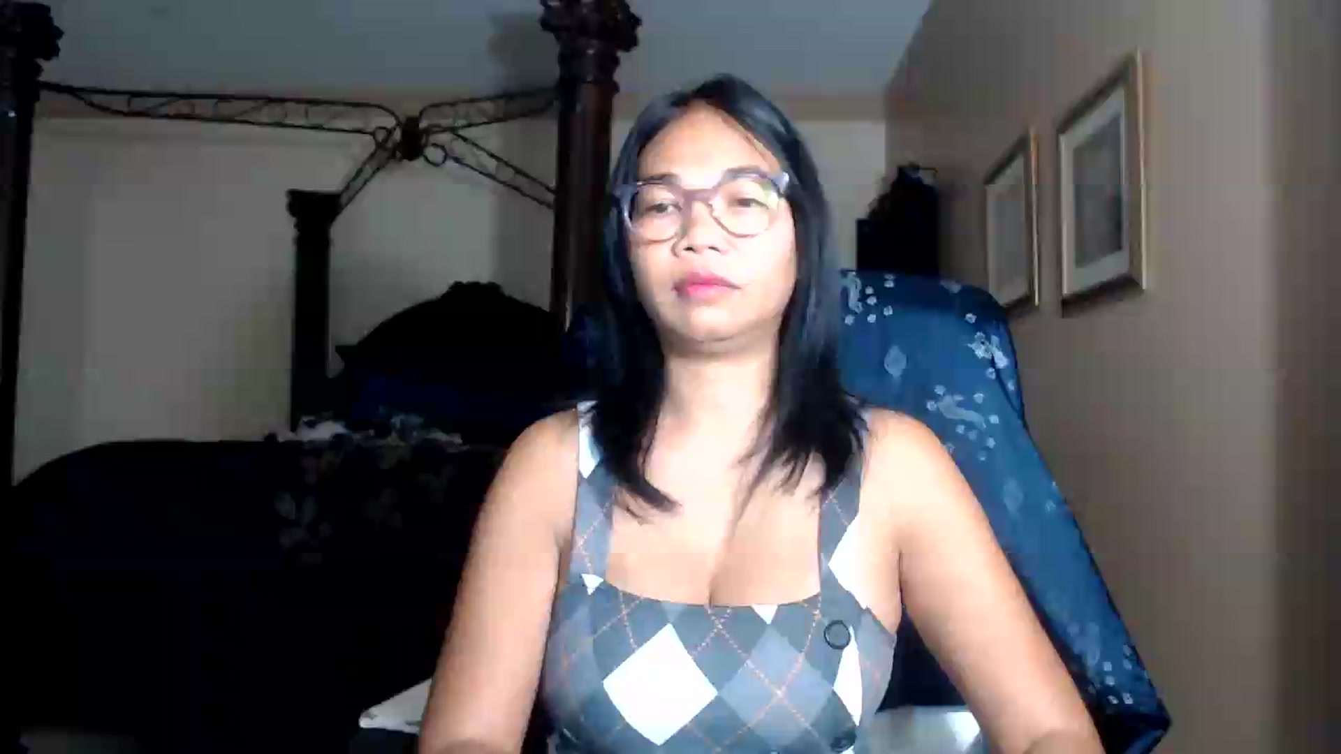Gallery image thumbnail from Littlekai2030's myfreecams stream on, 09/12/2026, 03:52 image 1 of 20