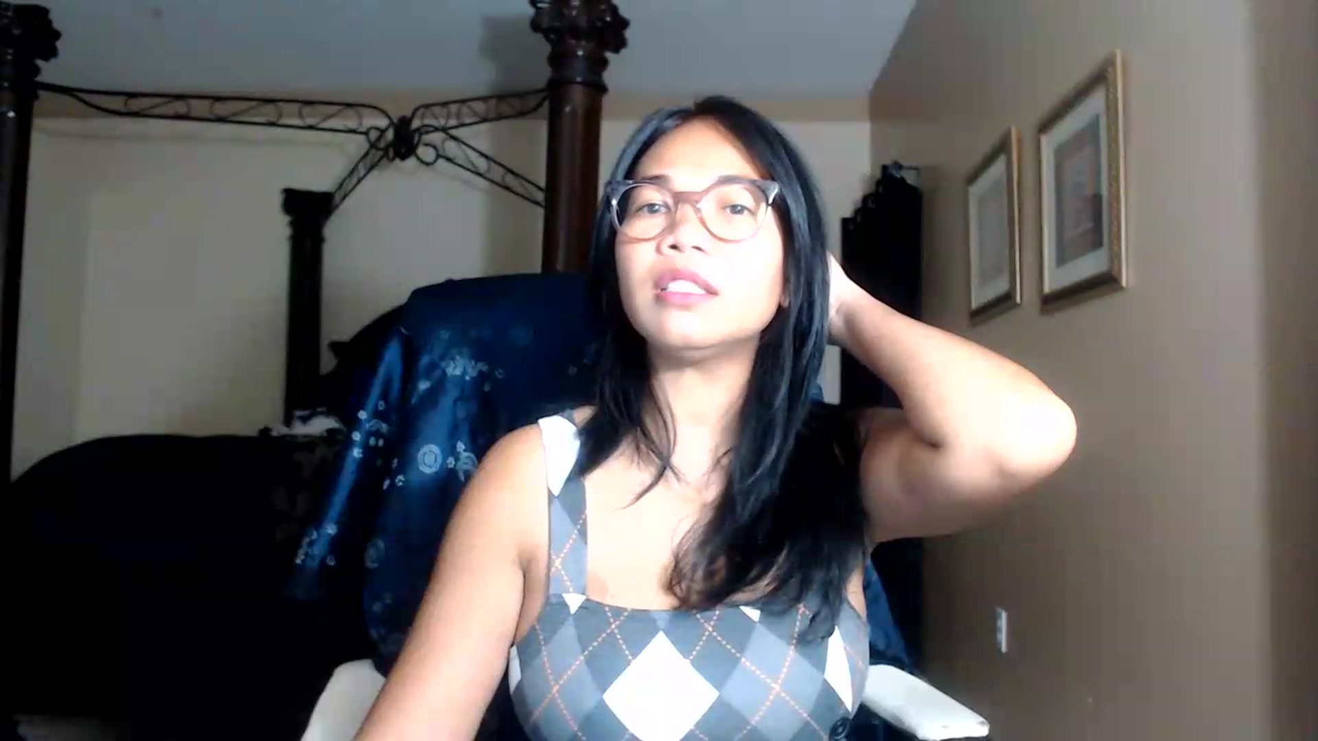 Gallery image thumbnail from Littlekai2030's myfreecams stream on, 09/12/2026, 03:52 image 16 of 20