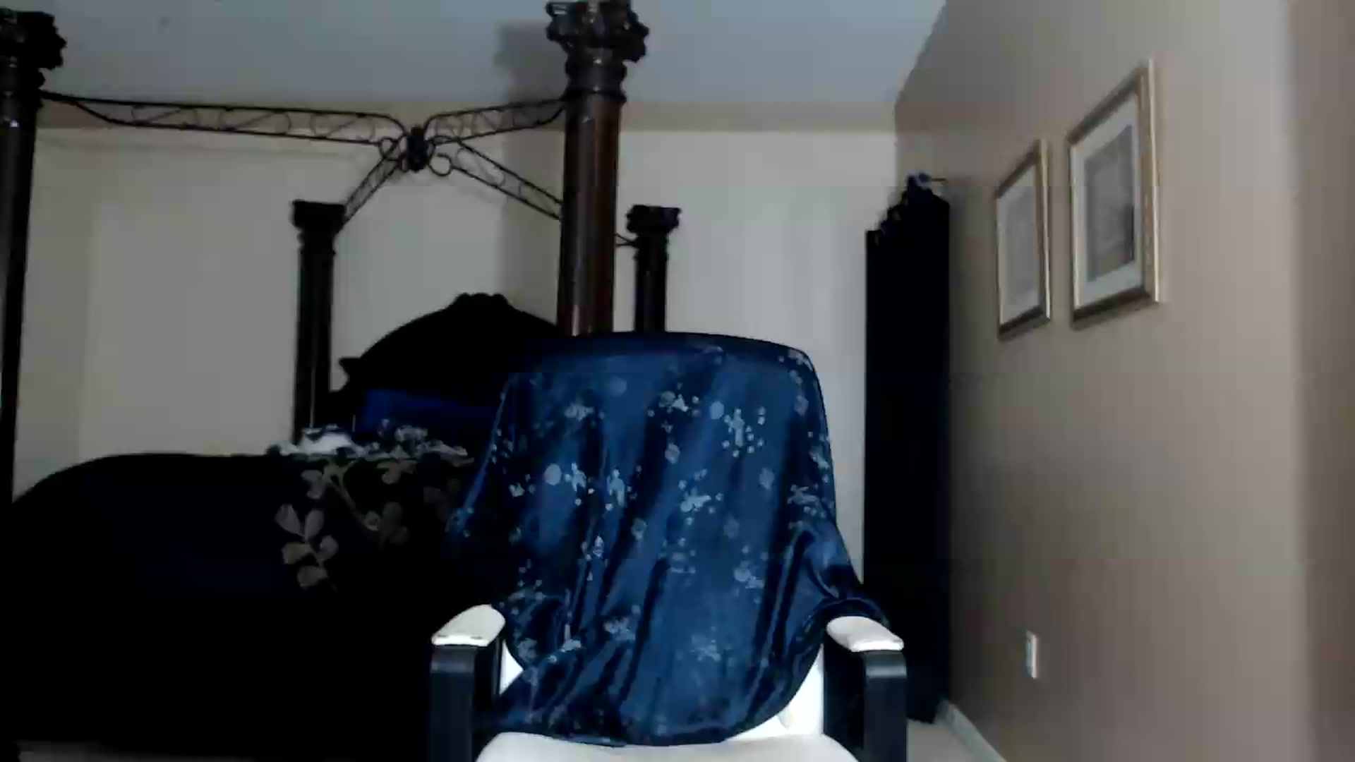 Gallery image thumbnail from Littlekai2030's myfreecams stream on, 09/12/2026, 05:08 image 8 of 20