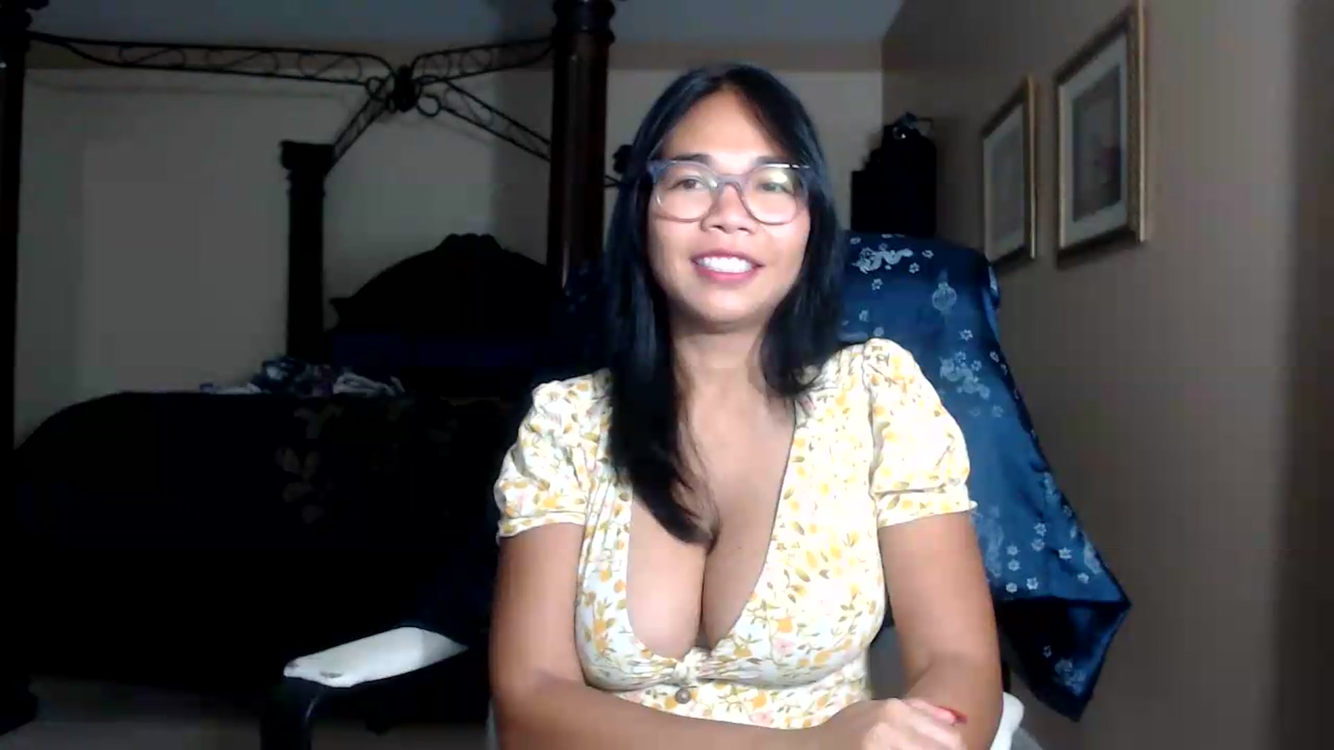 Gallery image thumbnail from Littlekai2030's myfreecams stream on, 09/13/2026, 04:42 image 5 of 20