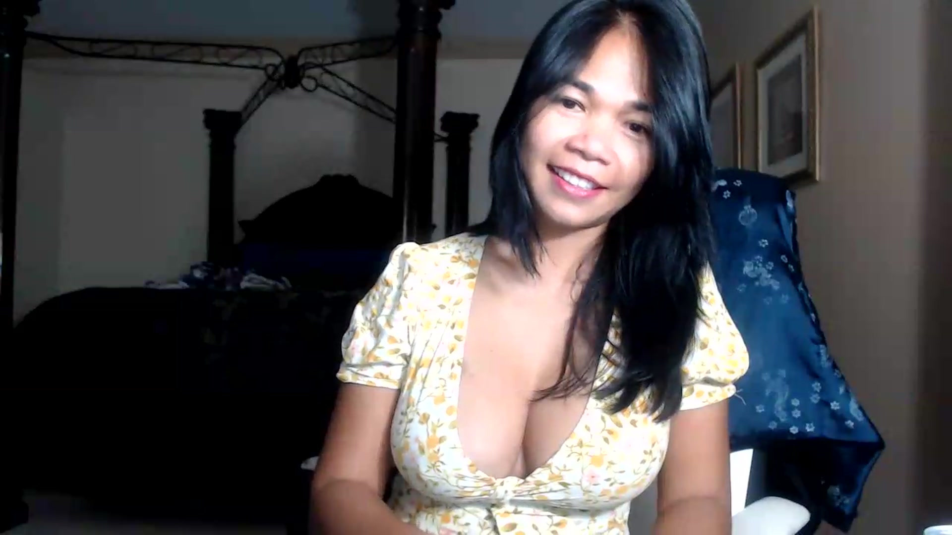 Gallery image thumbnail from Littlekai2030's myfreecams stream on, 09/13/2026, 04:42 image 17 of 20