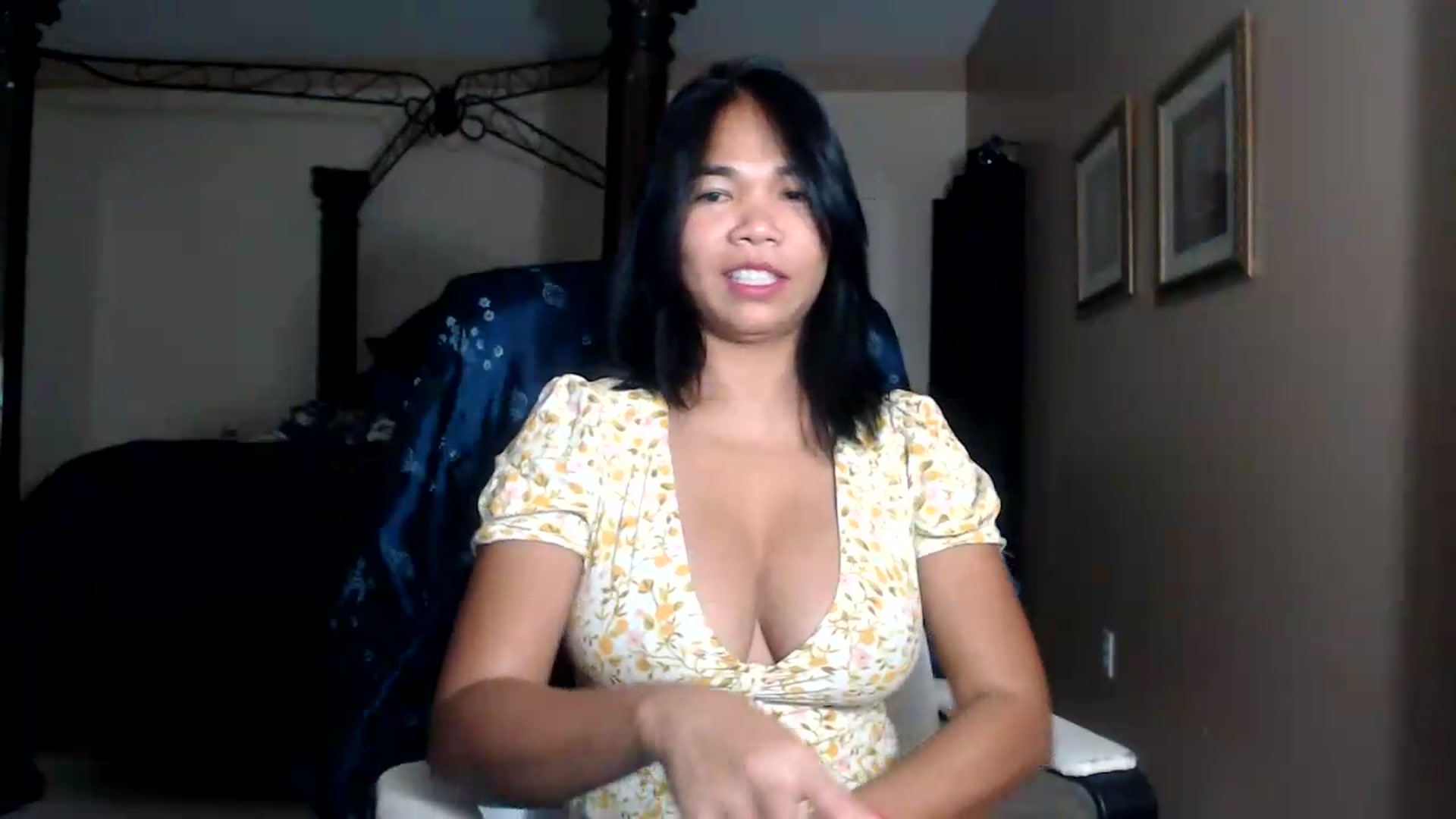 Gallery image thumbnail from Littlekai2030's myfreecams stream on, 09/13/2026, 04:42 image 18 of 20