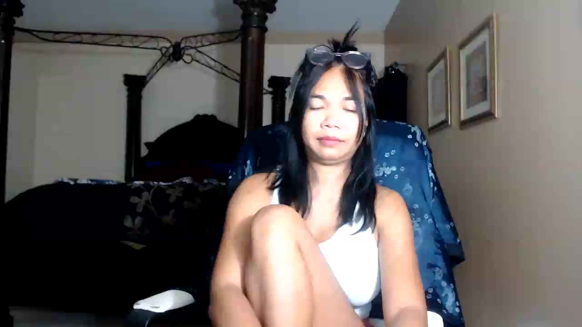 Gallery image thumbnail from Littlekai2030's myfreecams stream on, 09/14/2026, 10:59 image 17 of 20