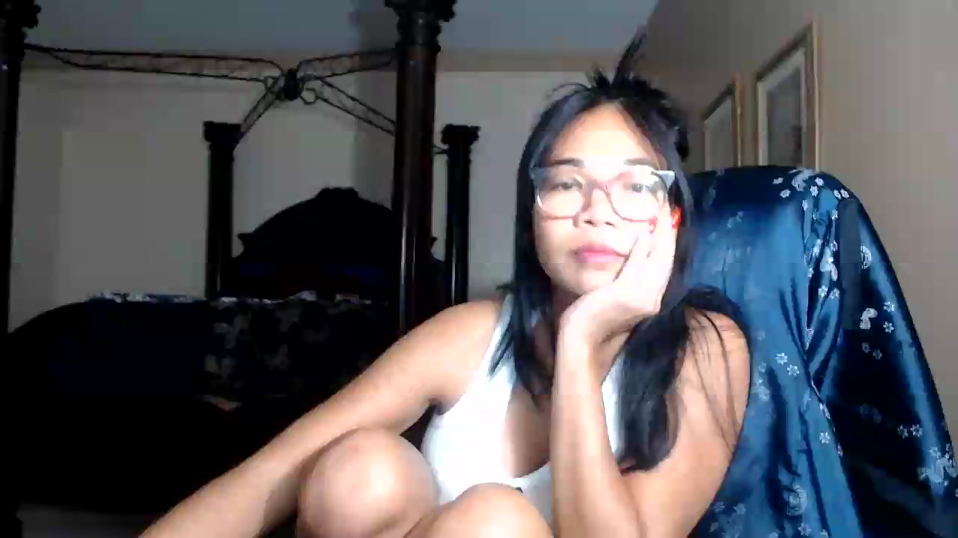 Gallery image thumbnail from Littlekai2030's myfreecams stream on, 09/14/2026, 10:59 image 12 of 20