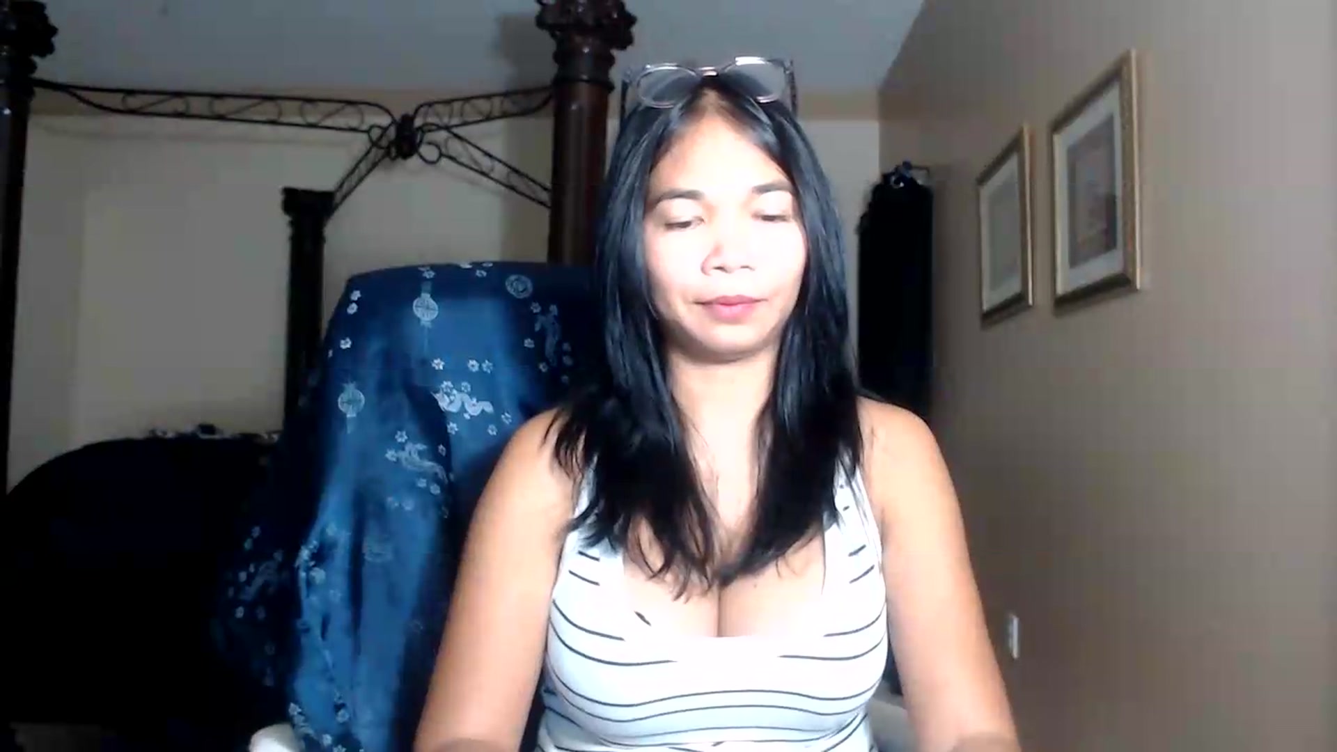 Gallery image thumbnail from Littlekai2030's myfreecams stream on, 09/15/2026, 03:12 image 2 of 20