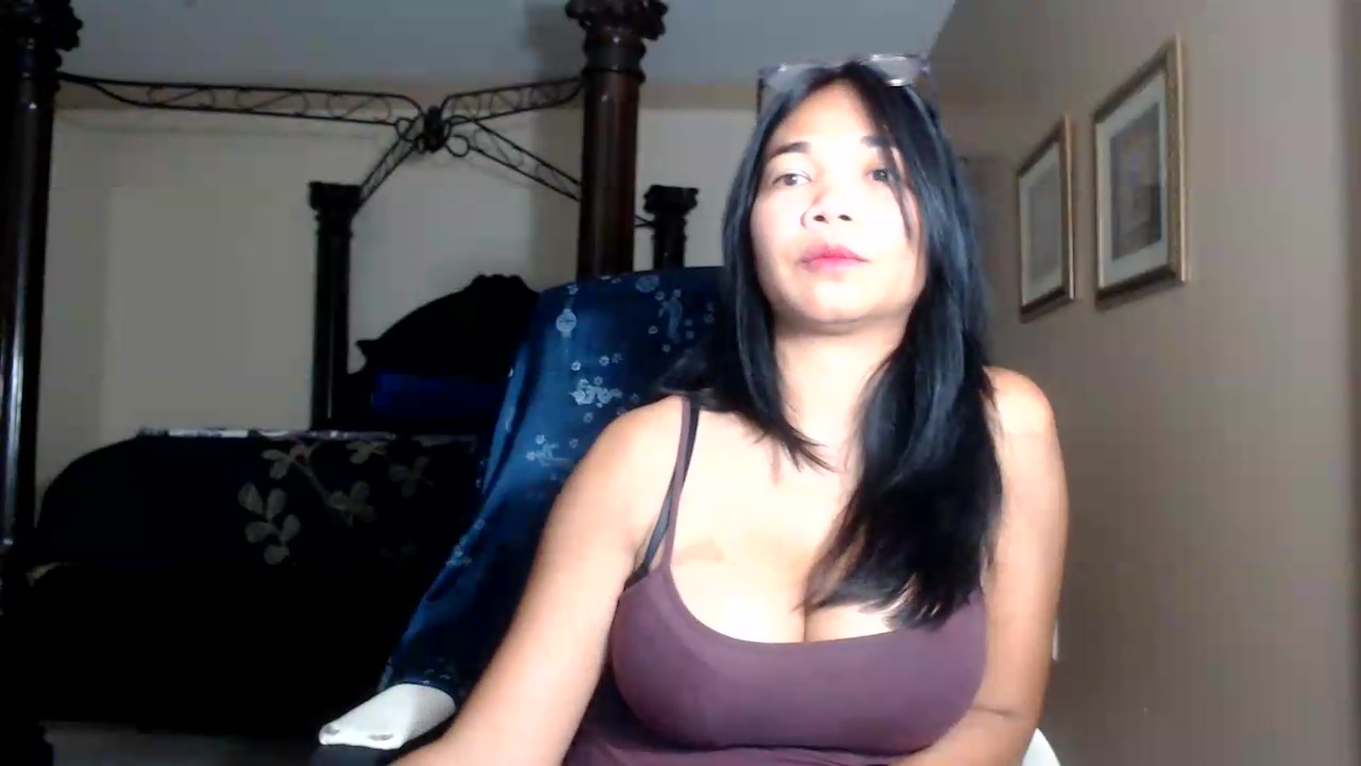 Gallery image thumbnail from Littlekai2030's myfreecams stream on, 09/17/2026, 04:45 image 9 of 20